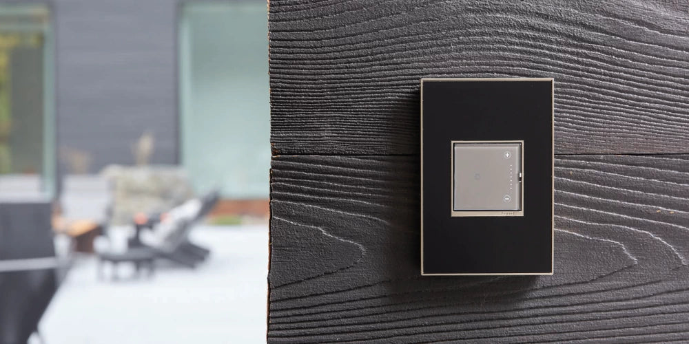 Plastic vs. Metal vs. Antimicrobial: Choosing the Right Wall Plate Material