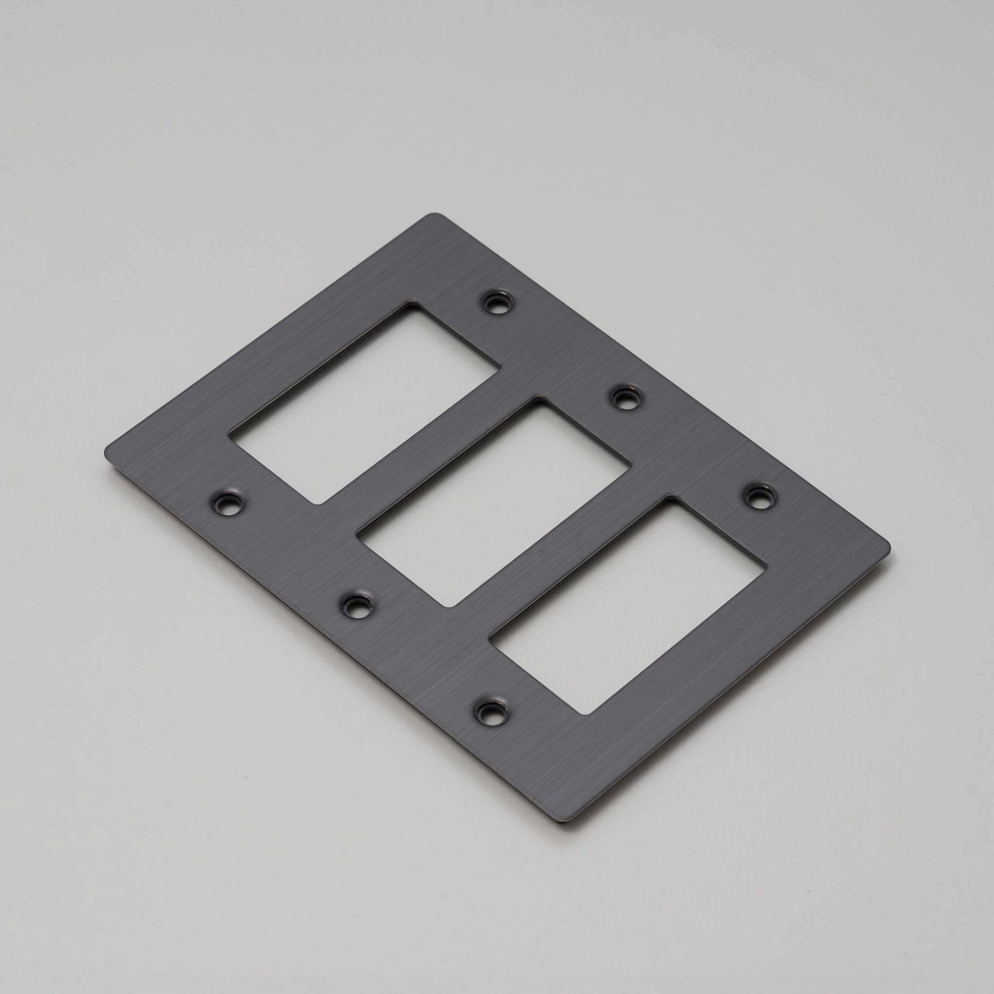 Buster + Punch Wall Plate No Logo | 1G–4G | Toggle & Dimmer | 5 Finishes