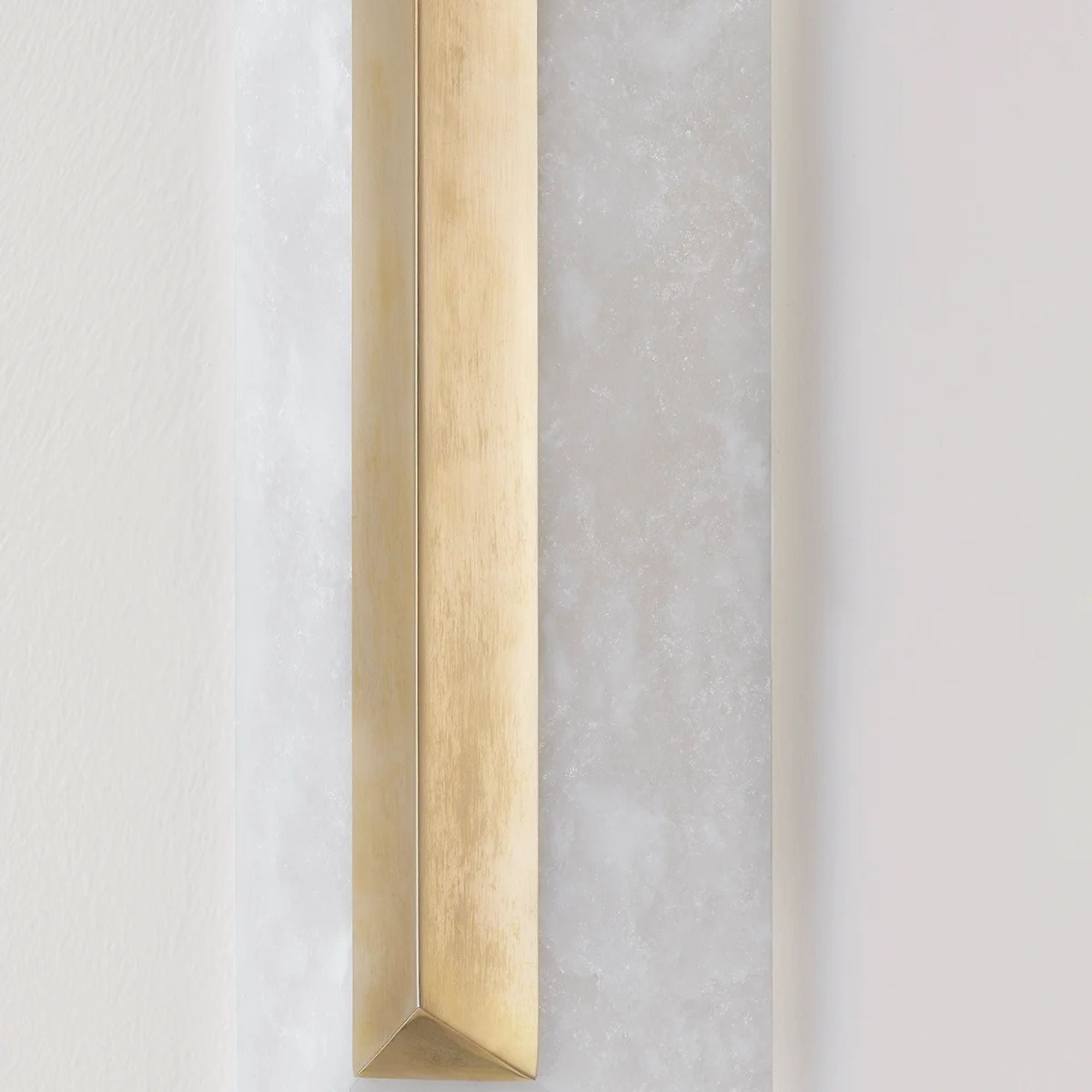 Perth 20" LED Wall Sconce, Vintage Brass Finish