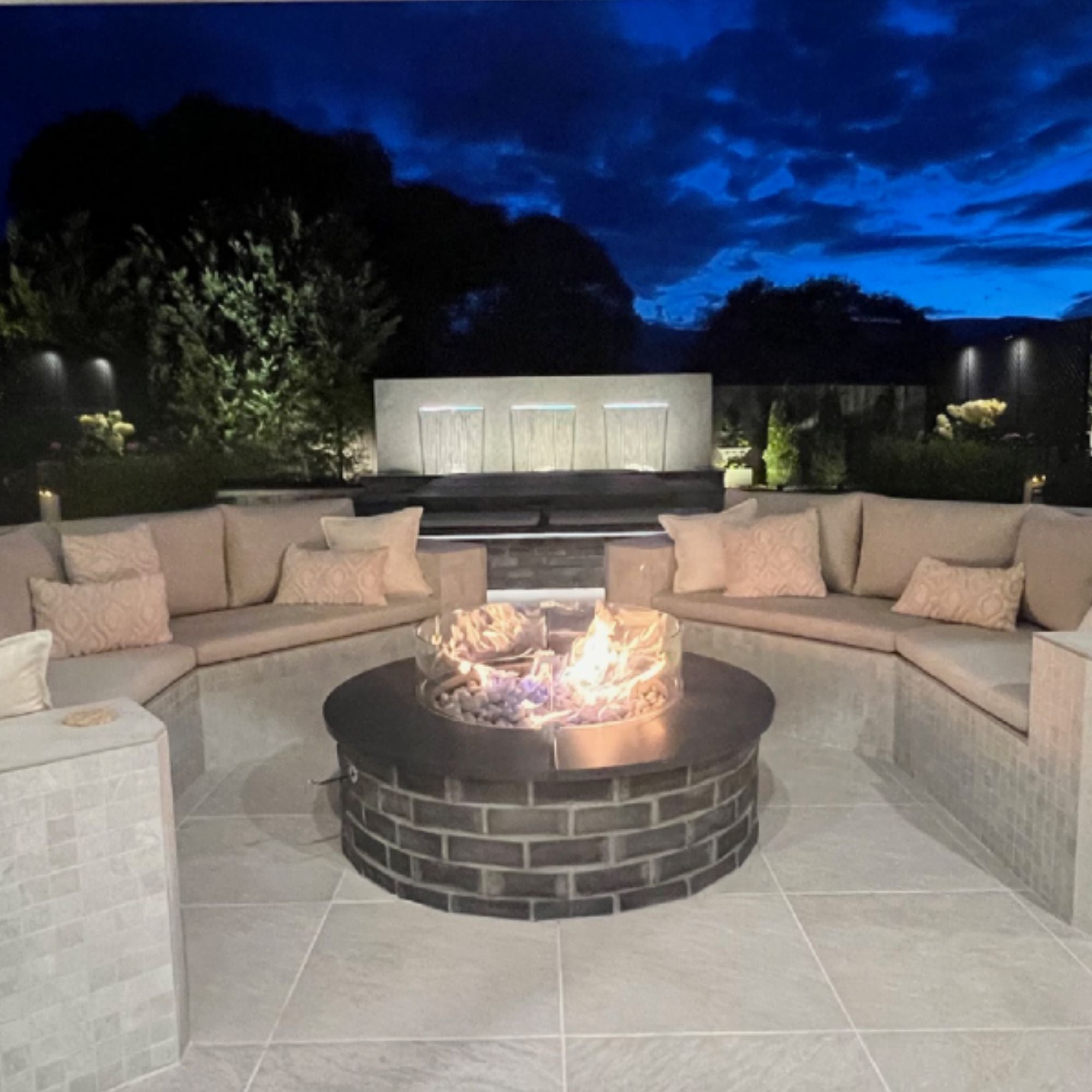 Diode LED Streamlite 16 ft. LED Tape Light, IP65, 3500K, 400 Lumens/ft, 24V