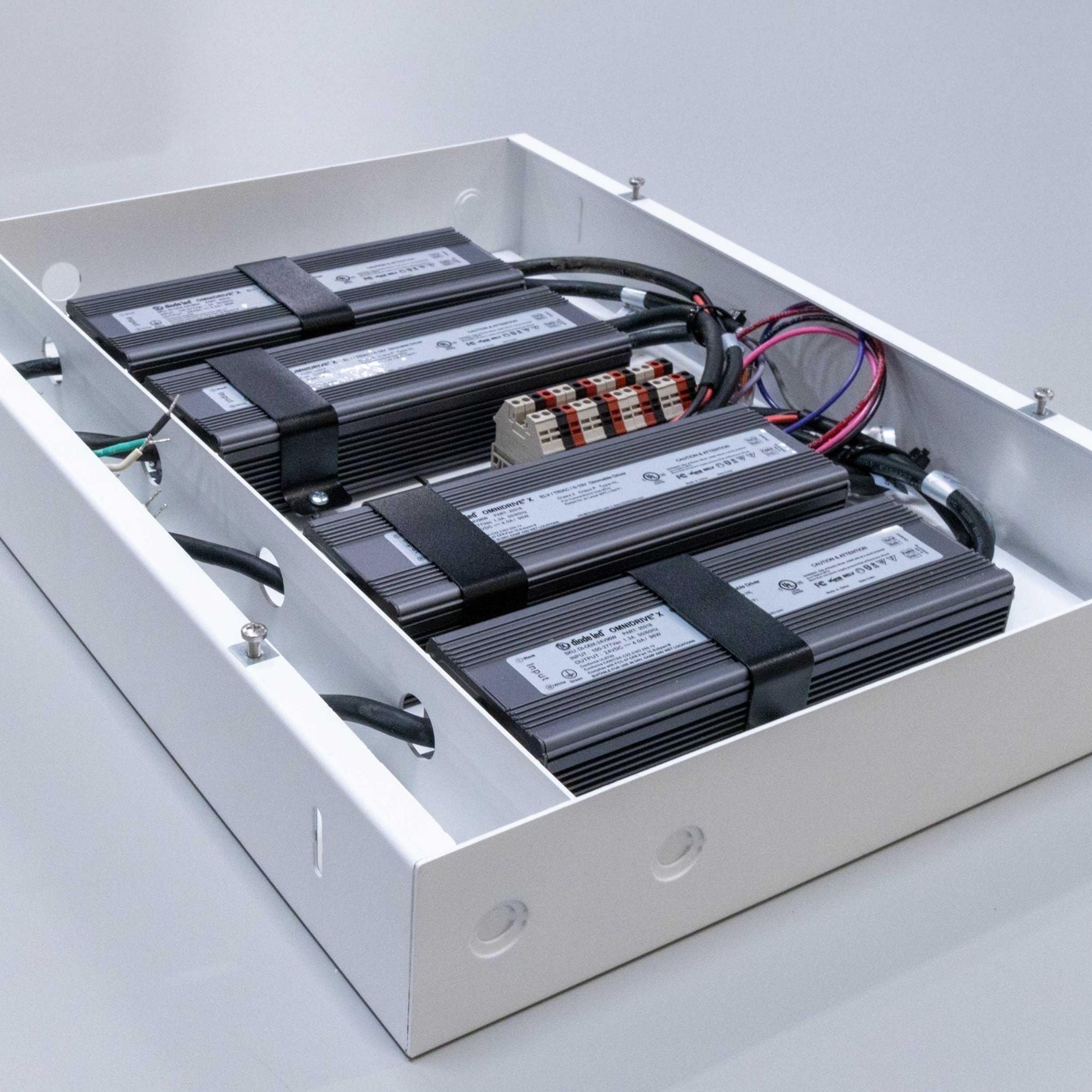 Diode LED LO-PRO Panel Recessed Mount Junction Box, 24V 96W OMNIDRIVE X Driver