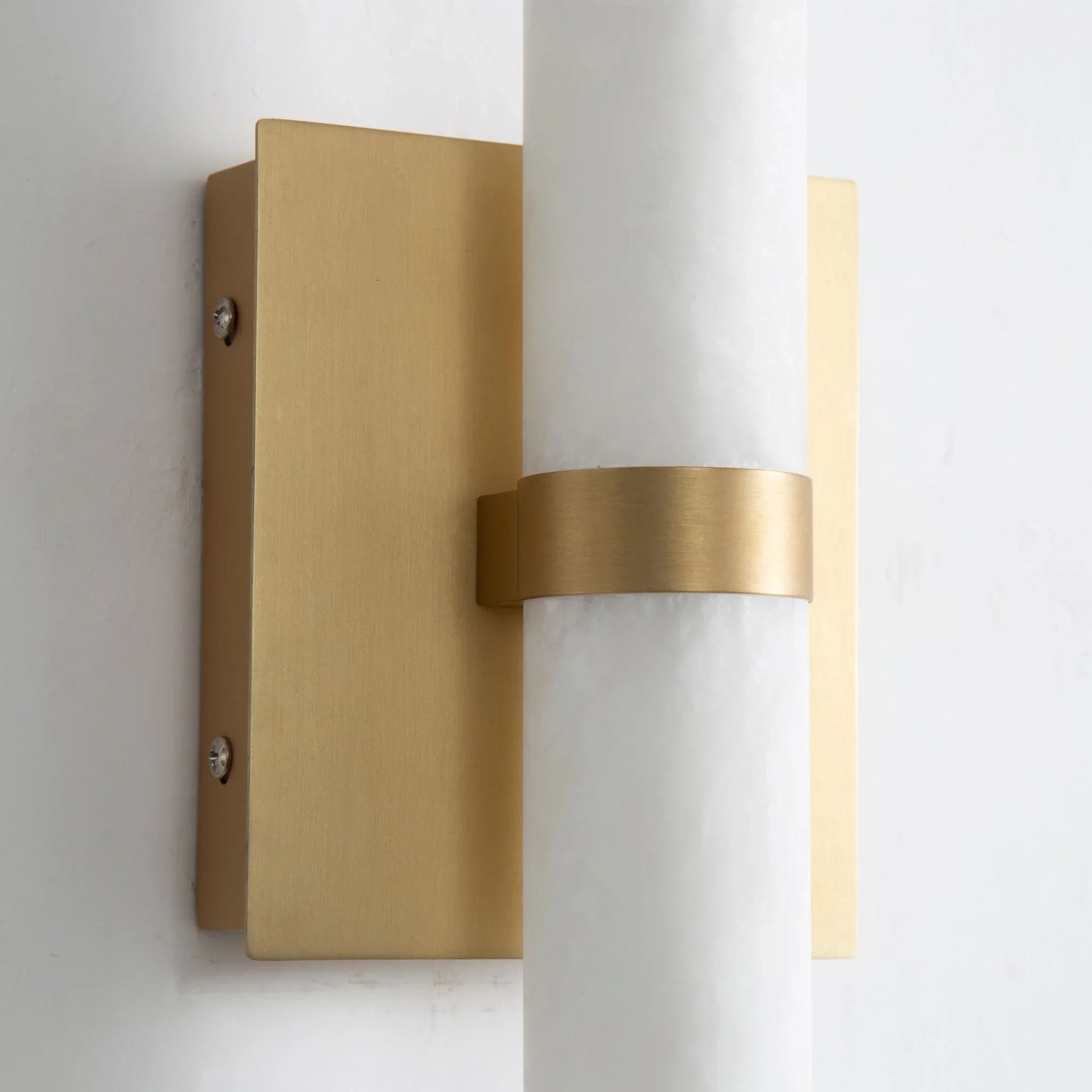 ET2 Lighting - Aragon 17" LED Bath Vanity, White Alabaster & Gold Finish | Bees Lighting