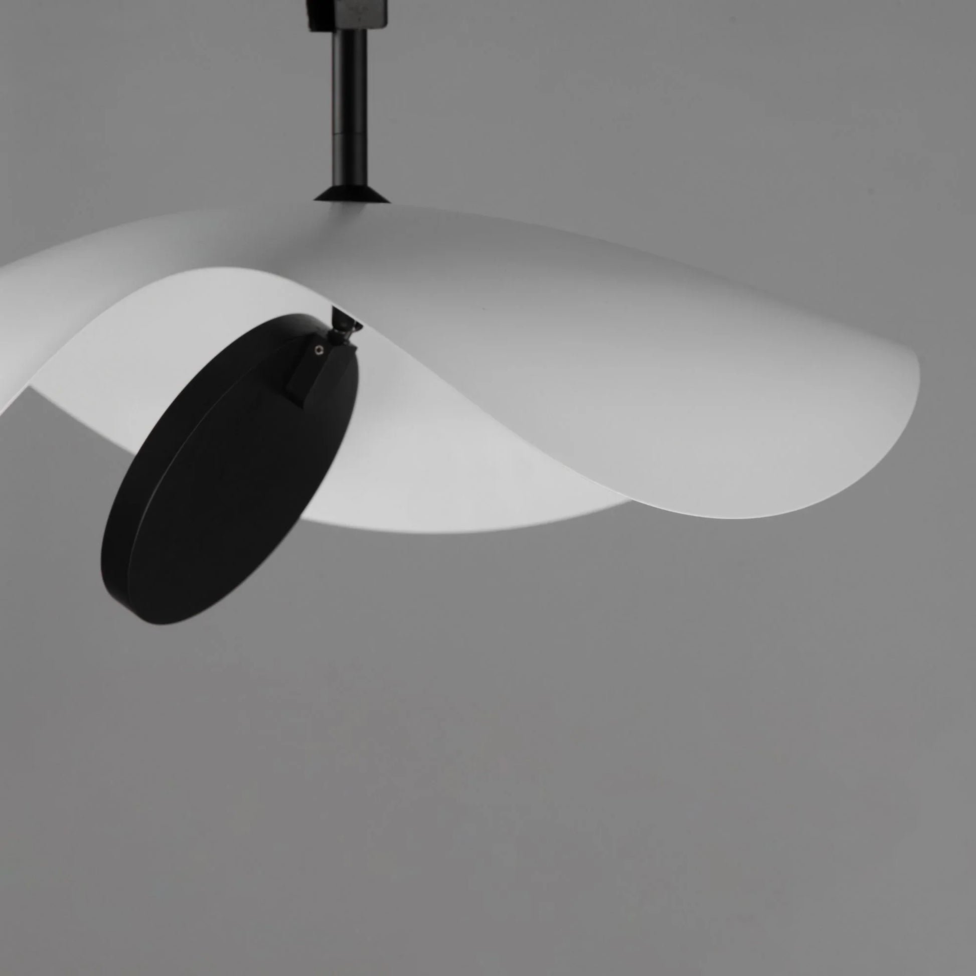 ET2 Lighting - Carmen 16" LED Pendant, Black Finish | Bees Lighting