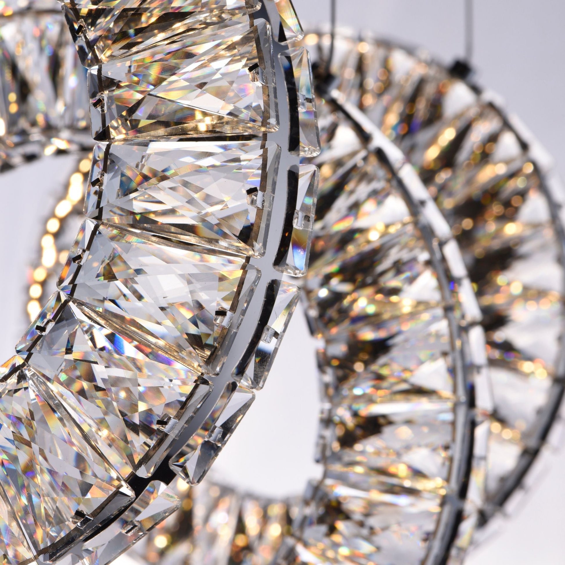 ET2 Lighting - Charm 21" 3-Light LED Linear Pendant, Polished Chrome Finish | Bees Lighting