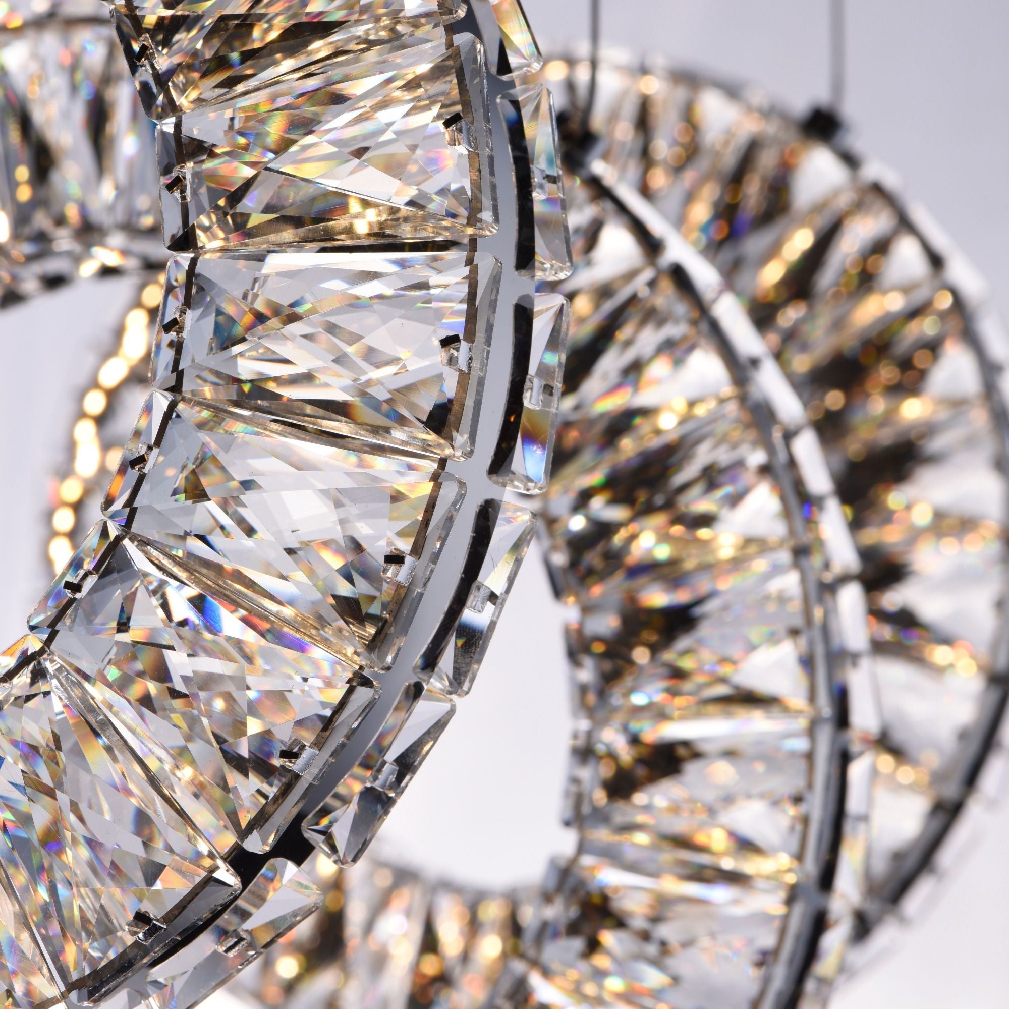 ET2 Lighting - Charm 21" 3-Light LED Linear Pendant, Polished Chrome Finish | Bees Lighting