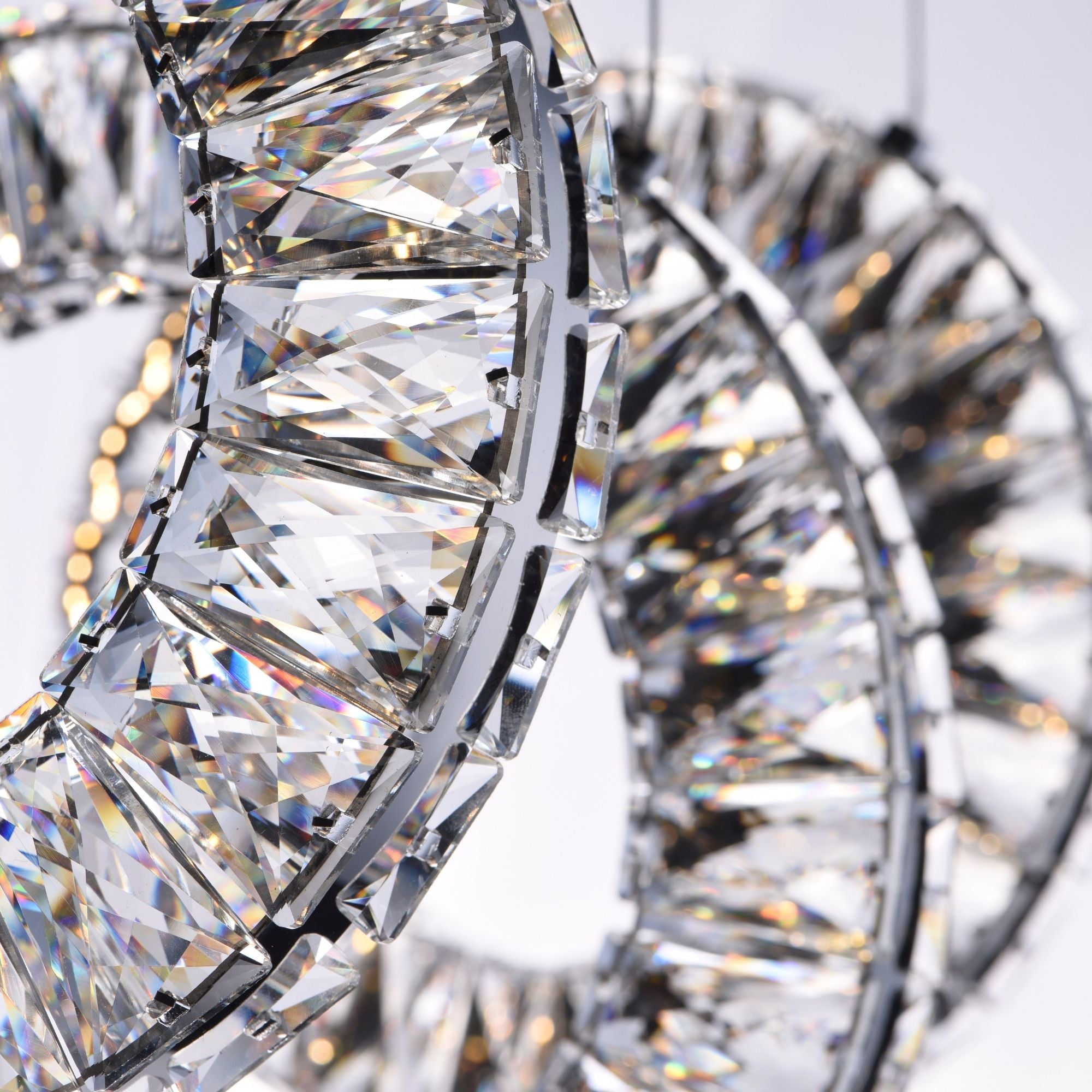 ET2 Lighting - Charm 21" 3-Light LED Linear Pendant, Polished Chrome Finish | Bees Lighting