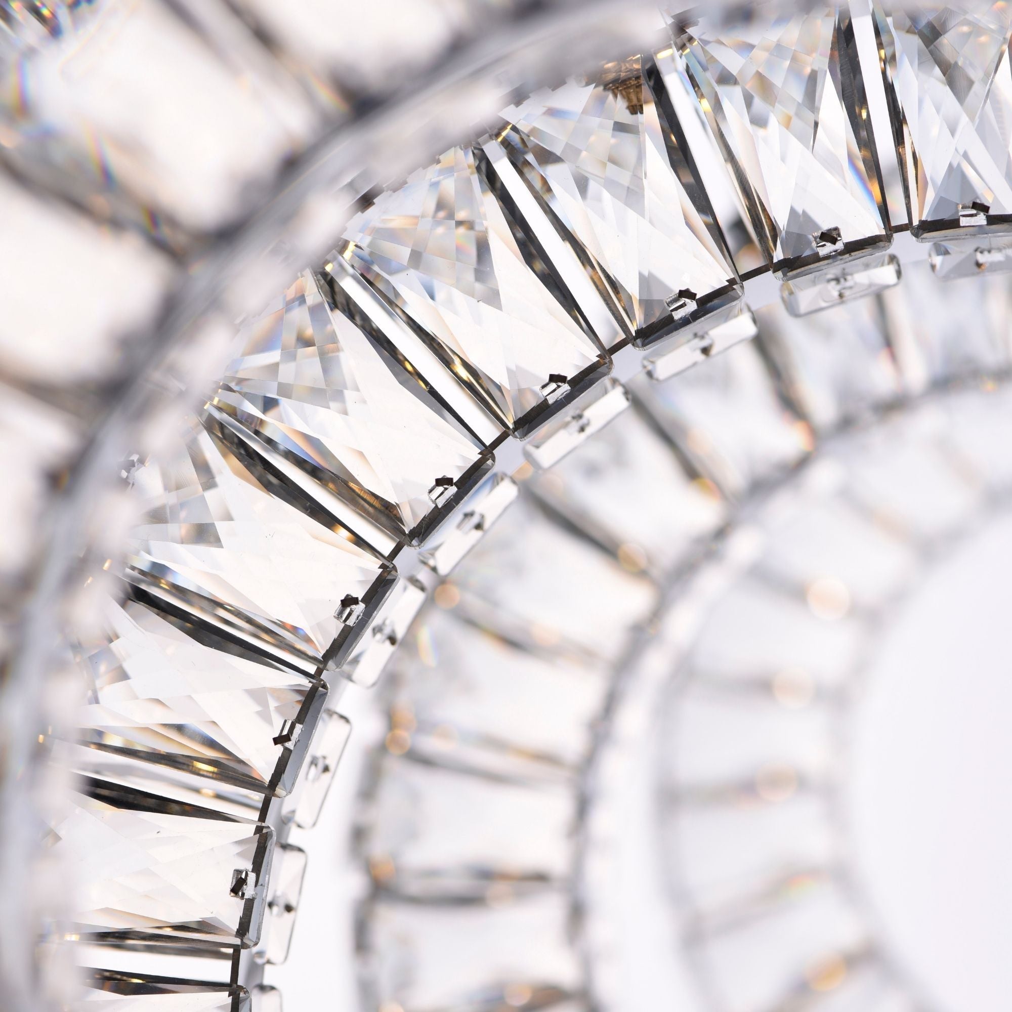 ET2 Lighting - Charm 37" 5-Light LED Linear Pendant, Polished Chrome Finish | Bees Lighting