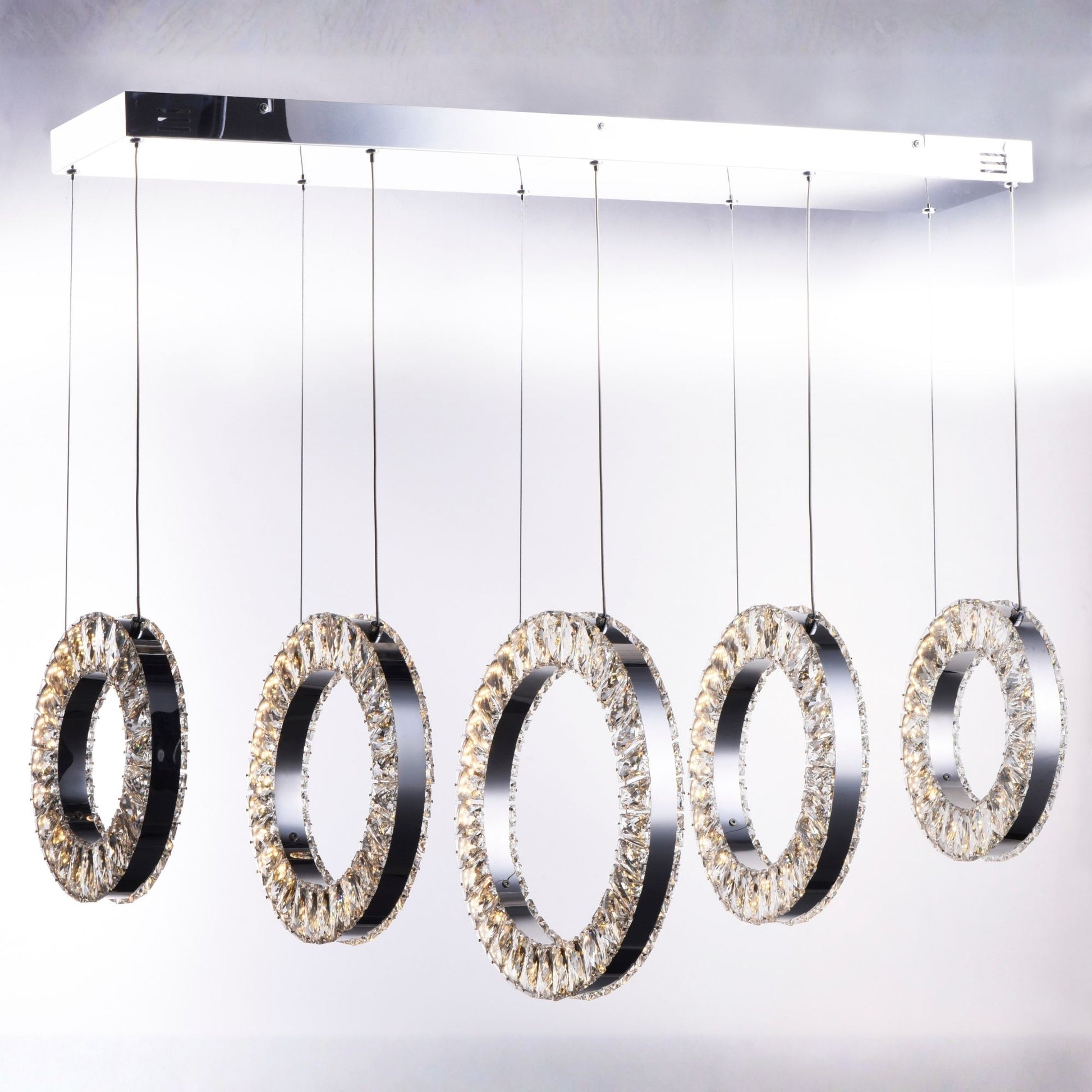 ET2 Lighting - Charm 37" 5-Light LED Linear Pendant, Polished Chrome Finish | Bees Lighting