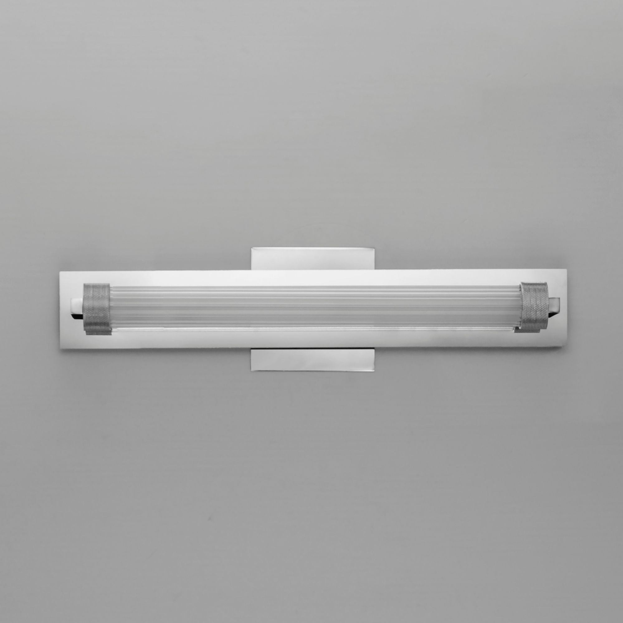 ET2 Lighting - Doric 19" LED Bath Sconce, Polished Chrome Finish | Bees Lighting