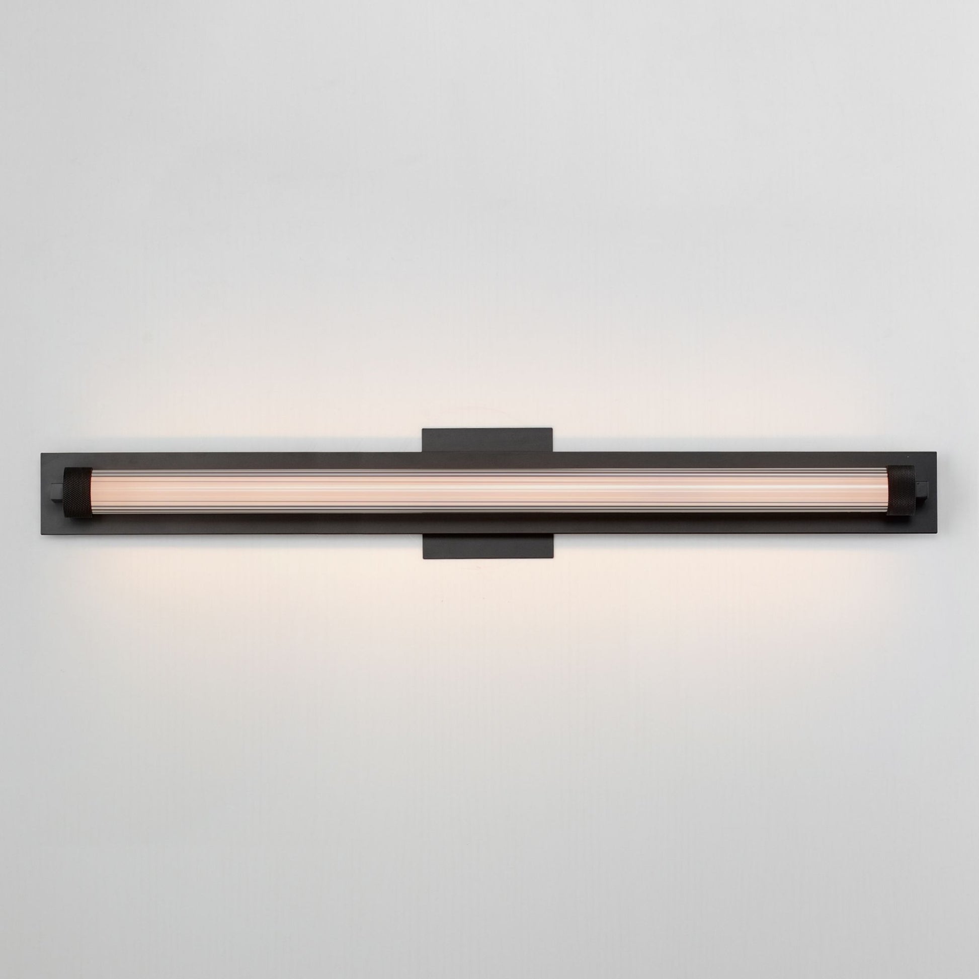 ET2 Lighting - Doric 30" LED Bath Sconce, Black Finish | Bees Lighting
