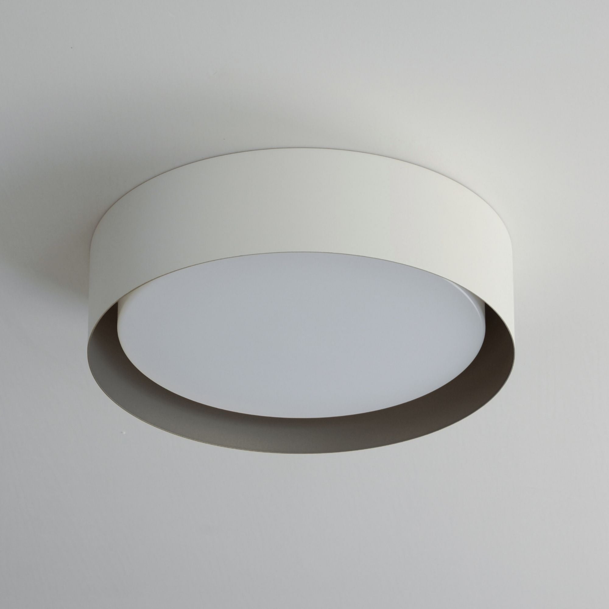 Echo 24" LED Flush Mount, White & Black Finish