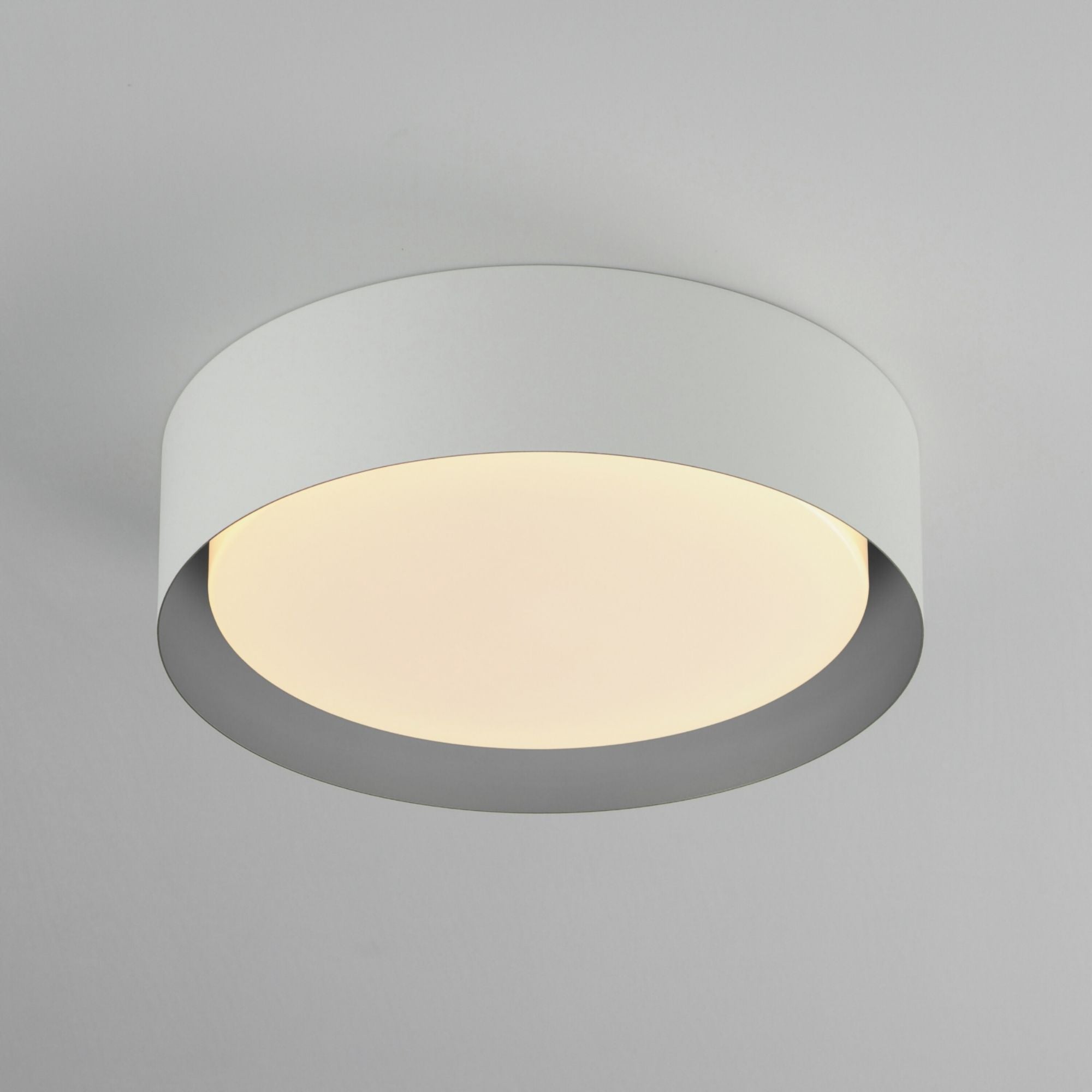 Echo 24" LED Flush Mount, White & Black Finish