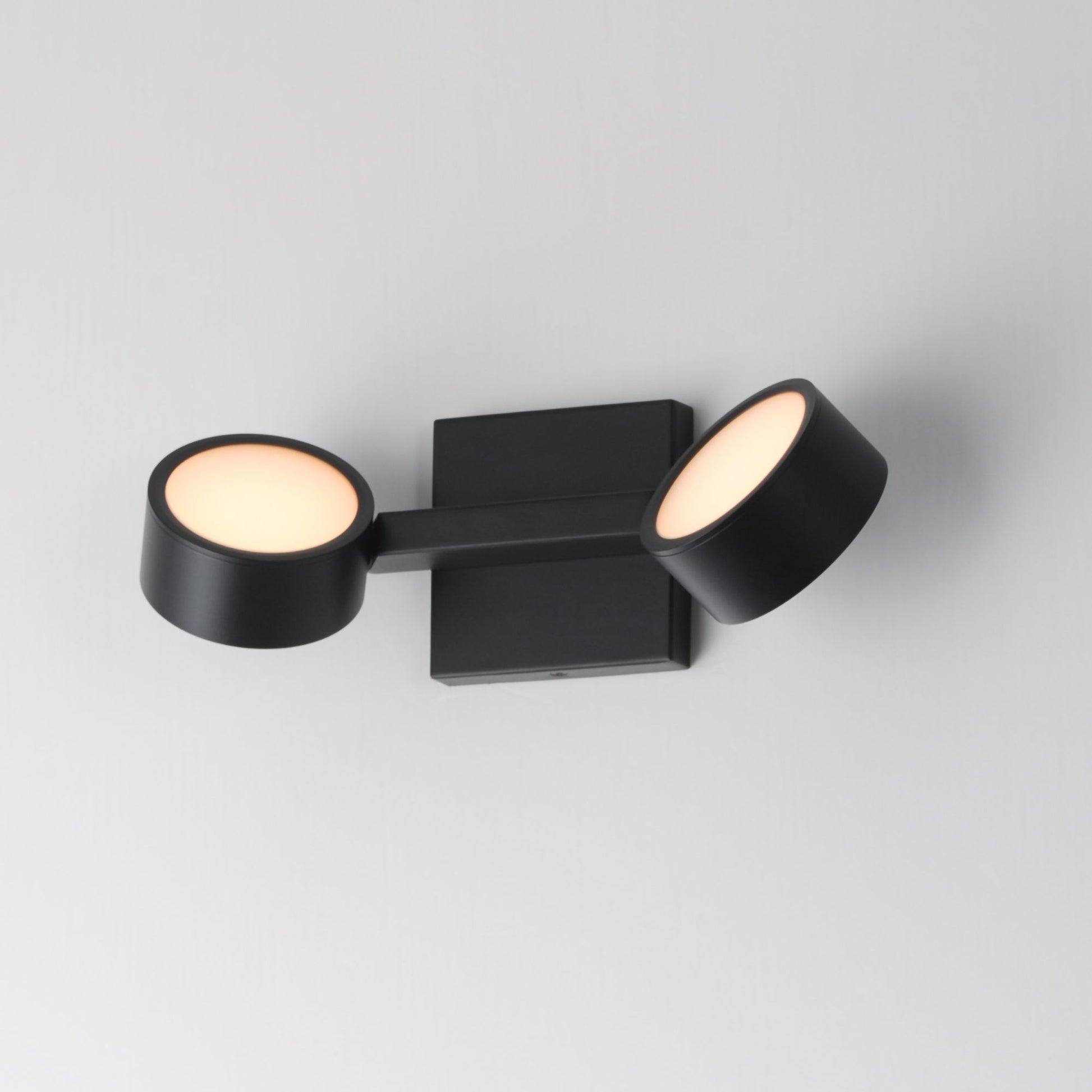 ET2 Lighting - Embrace 14" 2-Light LED Wall Sconce, Black Finish | Bees Lighting