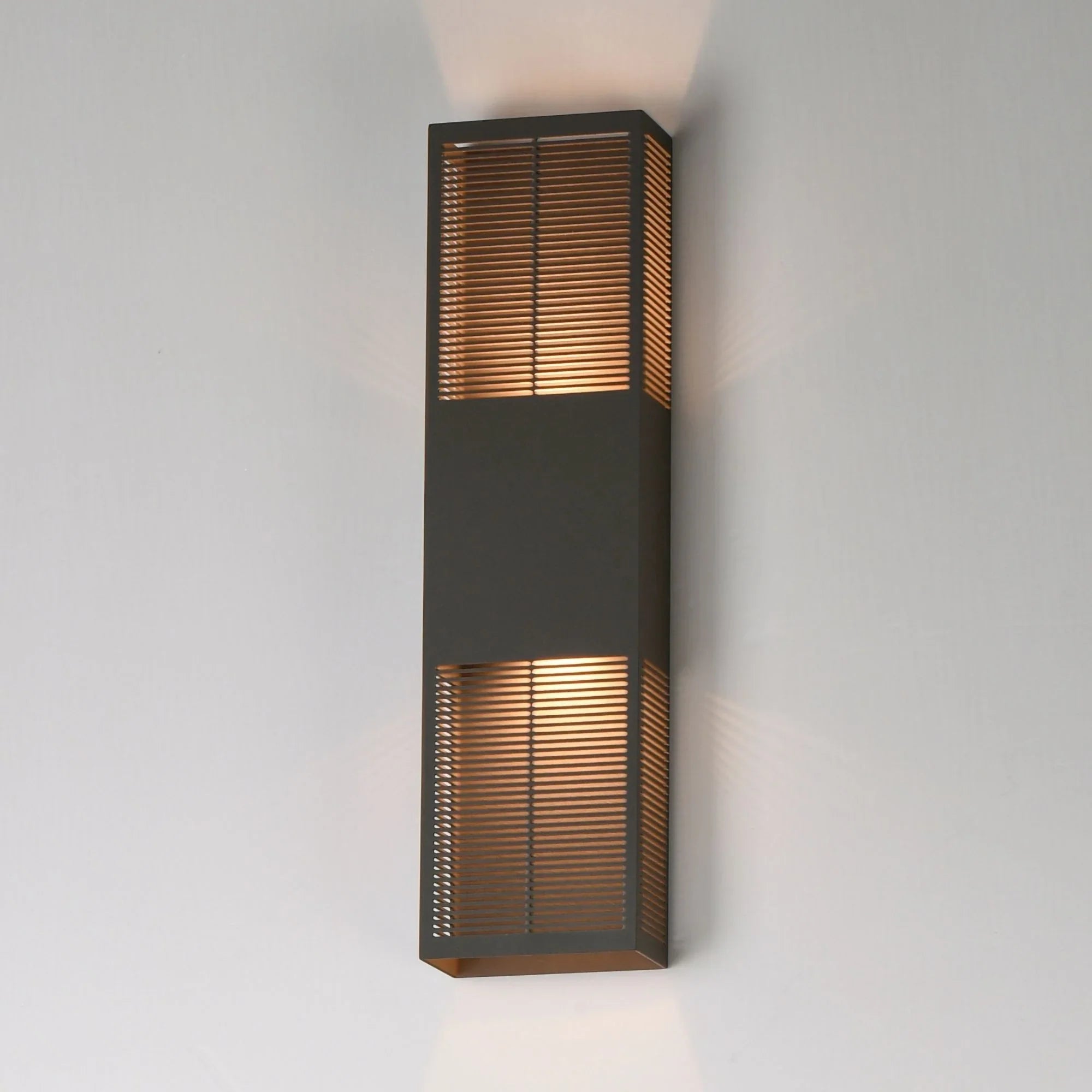 ET2 Lighting - Grate 24" 2-Light LED Outdoor Wall Sconce, Architectural Bronze Finish | Bees Lighting