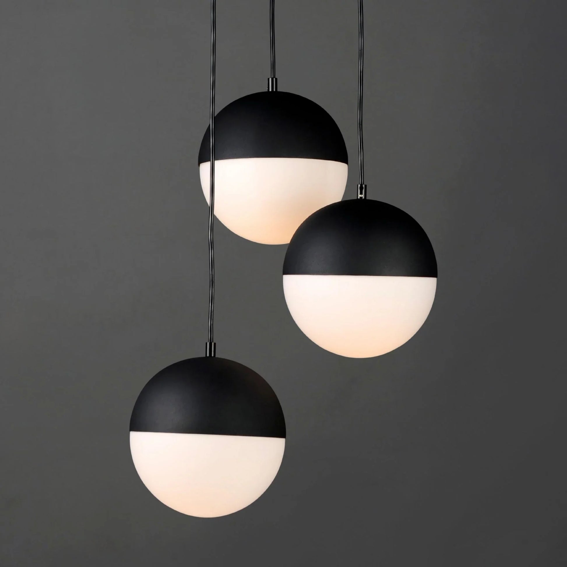 ET2 Lighting - Half Moon 17" 3-Light LED Pendant, Black Finish | Bees Lighting