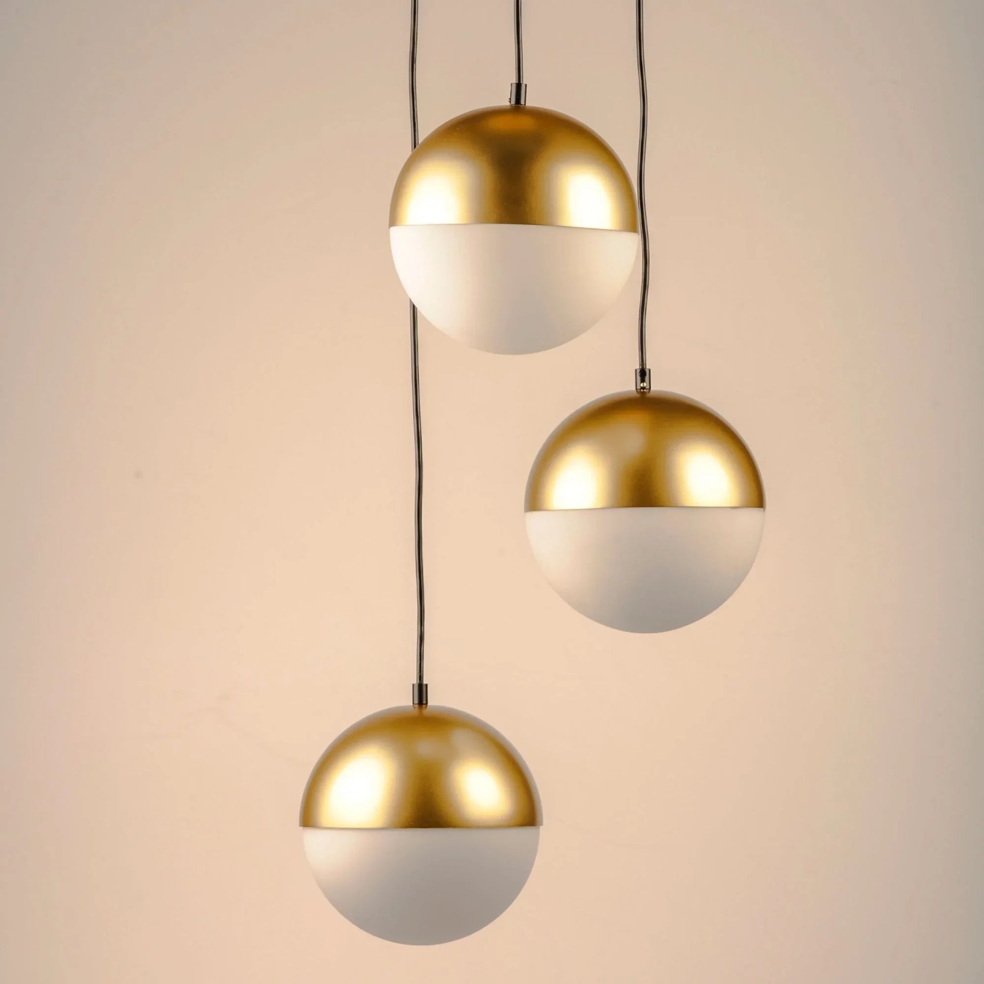 ET2 Lighting - Half Moon 17" 3-Light LED Pendant, Metallic Gold Finish | Bees Lighting