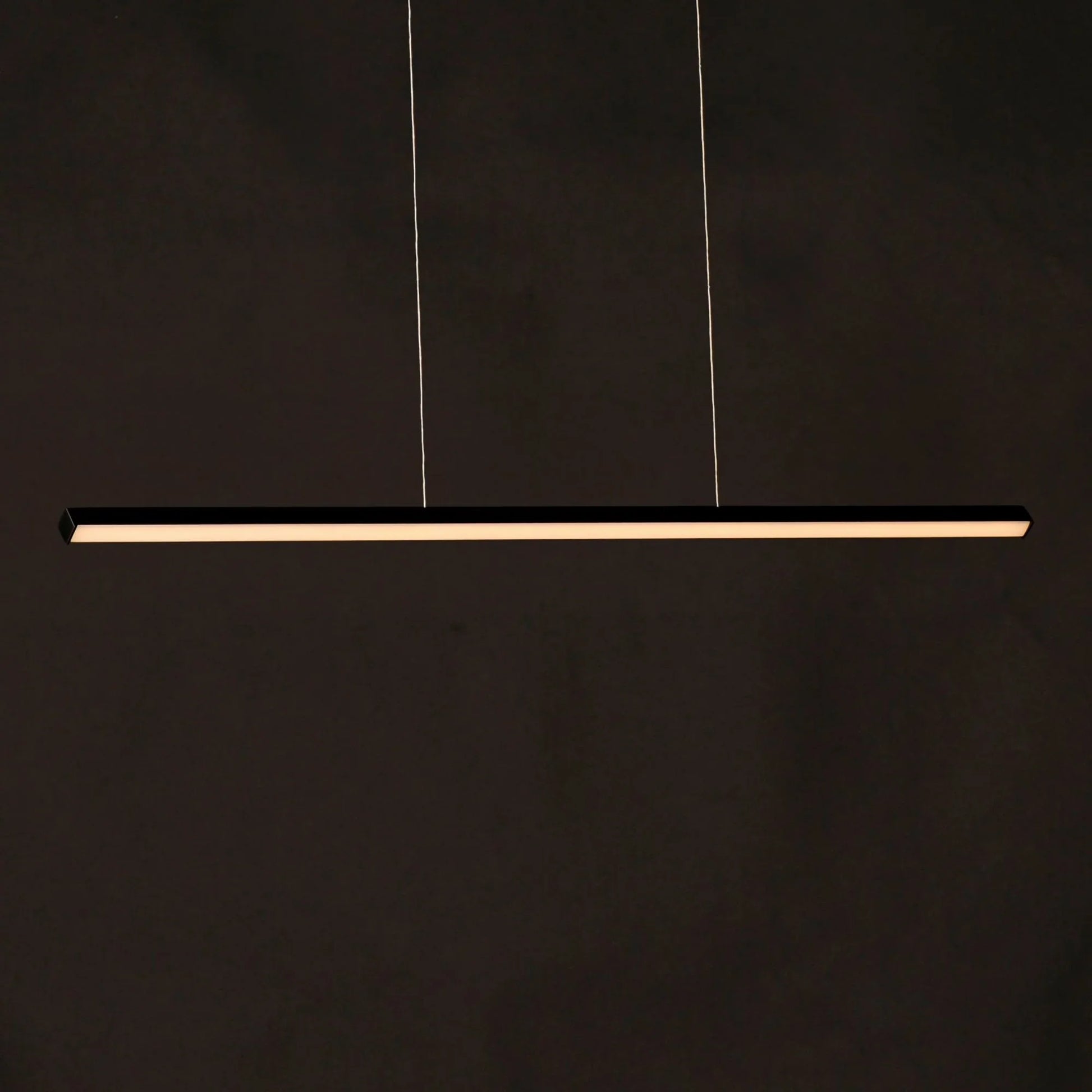 ET2 Lighting - Hover 48" LED Linear Pendant, Black Finish | Bees Lighting