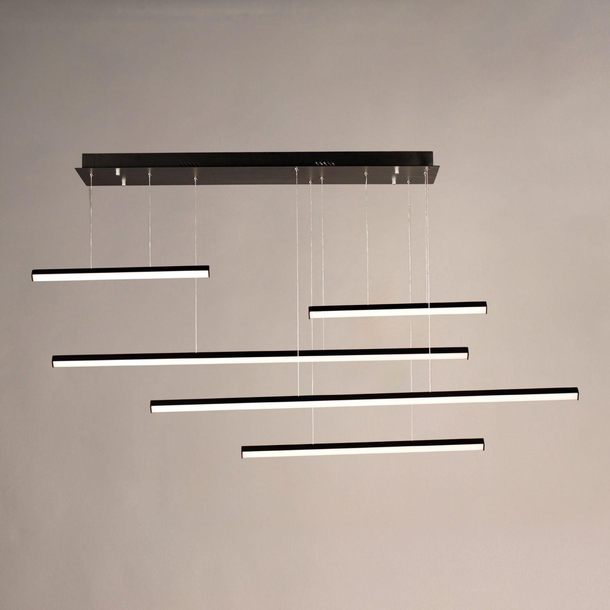 ET2 Hover 61 in. 5-Light Pendant, Black