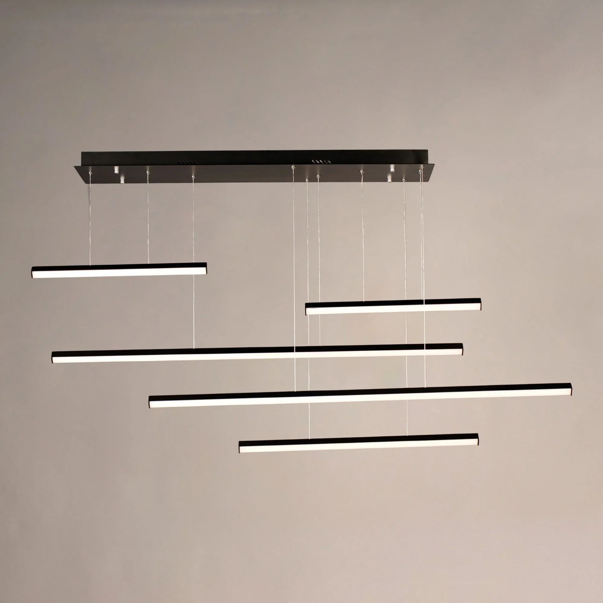 ET2 Lighting - Hover 61" 5-Light LED Linear Pendant, Black Finish | Bees Lighting