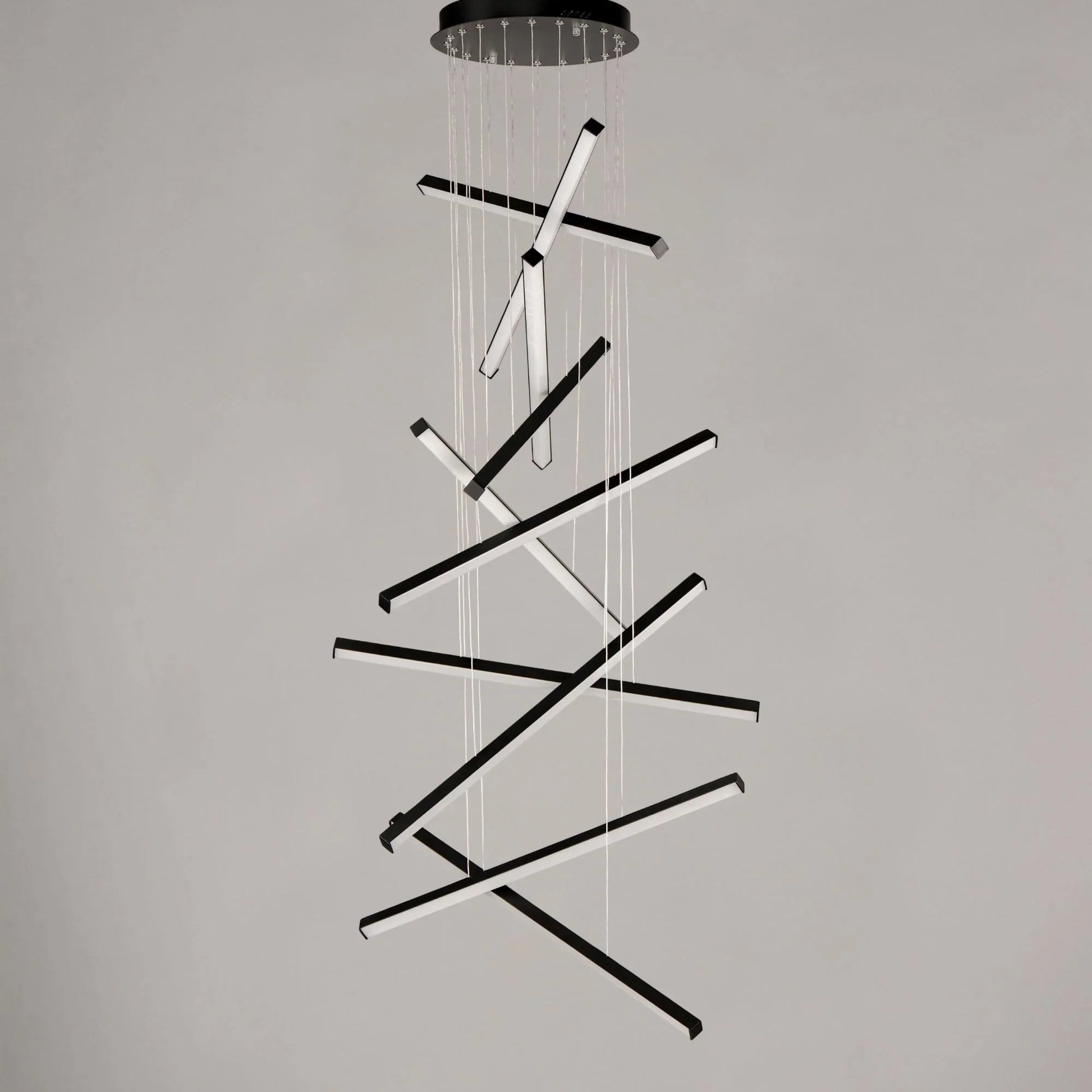 ET2 Lighting - Hover 28" 10-Light LED Pendant, Black Finish | Bees Lighting