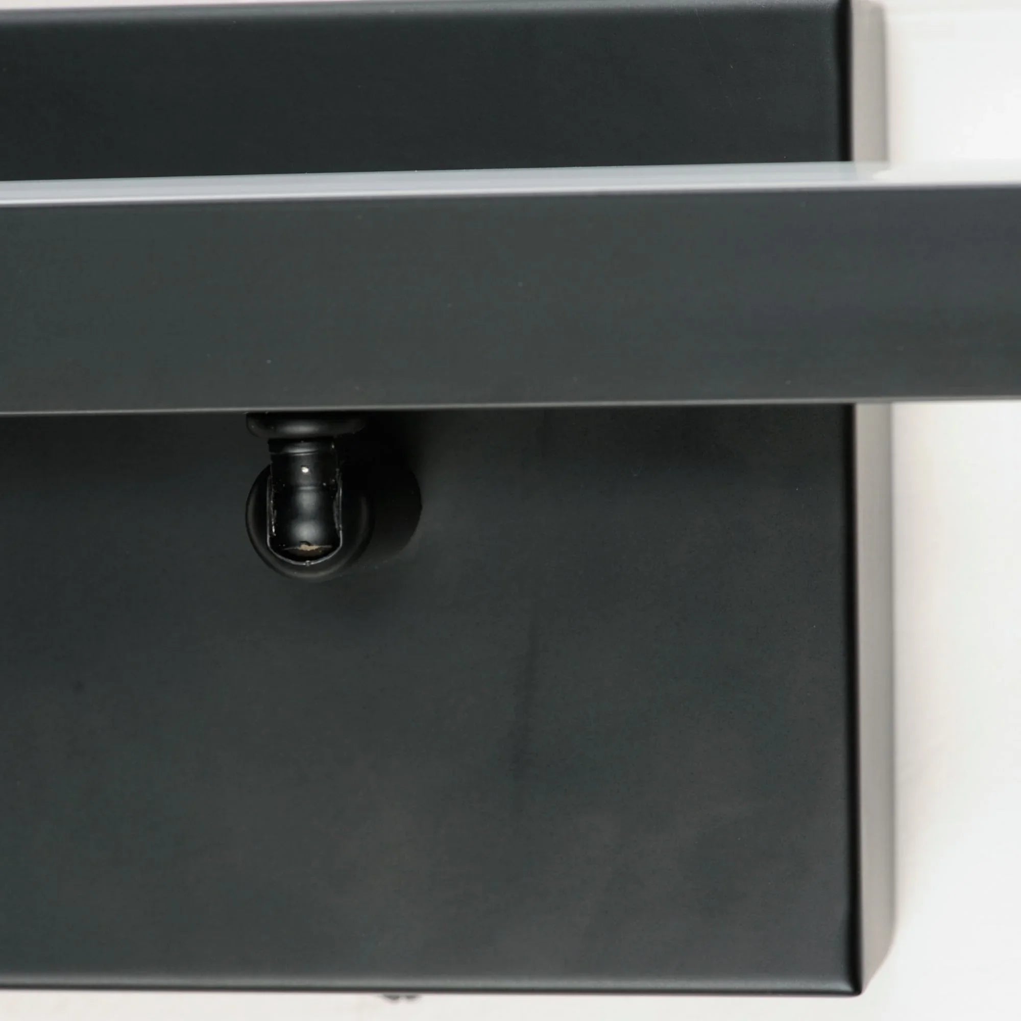 Hover 30" LED Picture Light, Black Finish