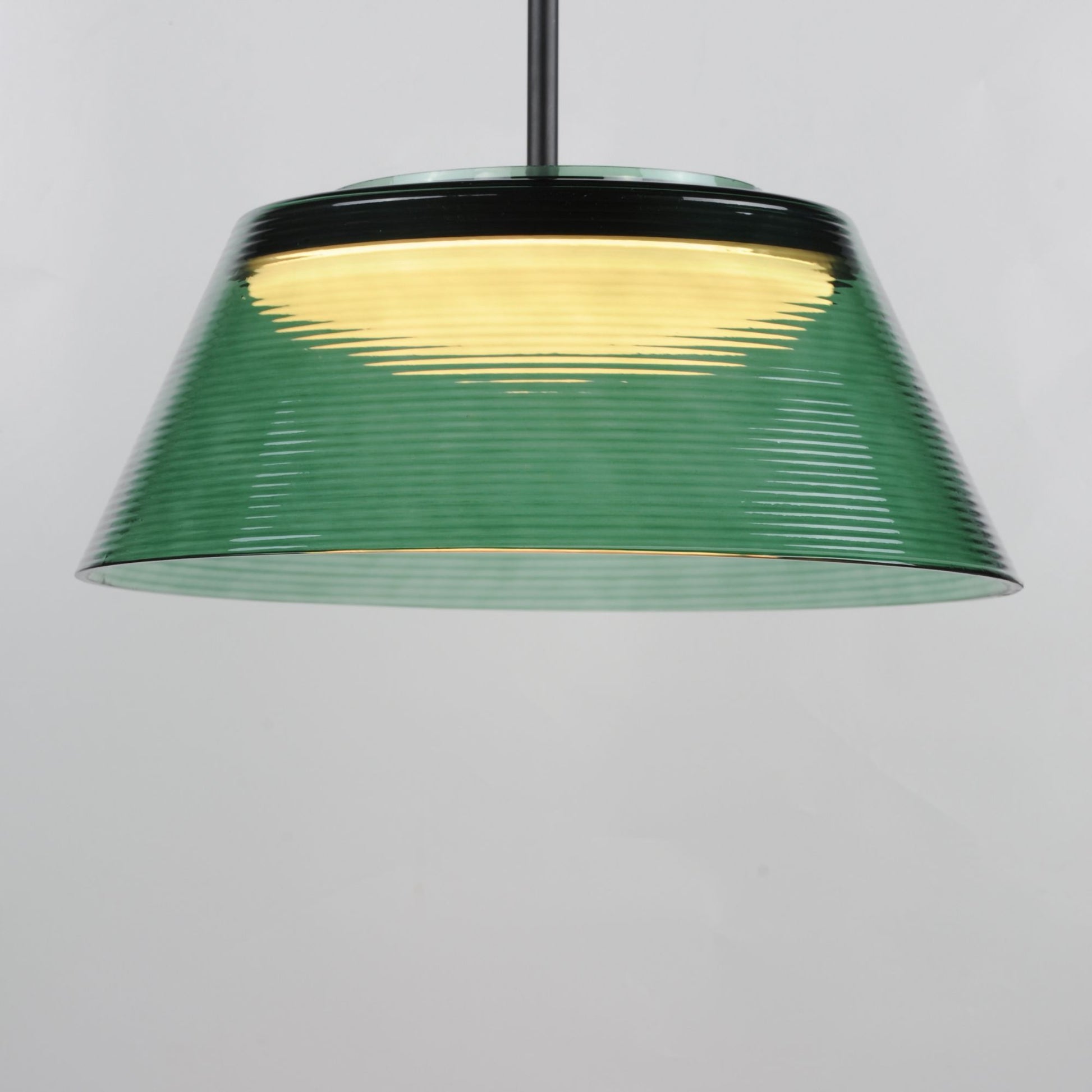 ET2 Lighting - Jensen 18" LED Pendant, Black Finish with Green Glass | Bees Lighting