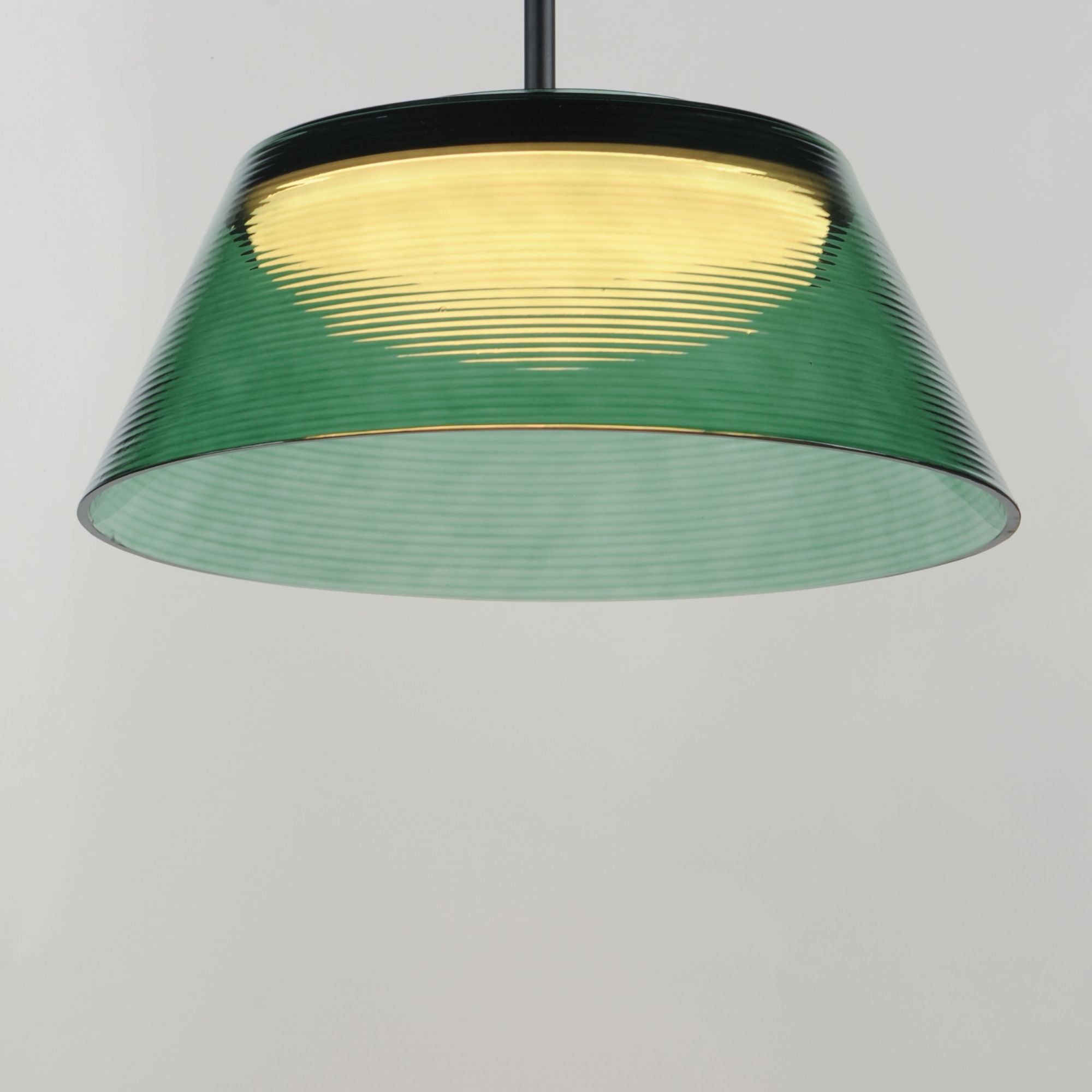 ET2 Lighting - Jensen 18" LED Pendant, Black Finish with Green Glass | Bees Lighting