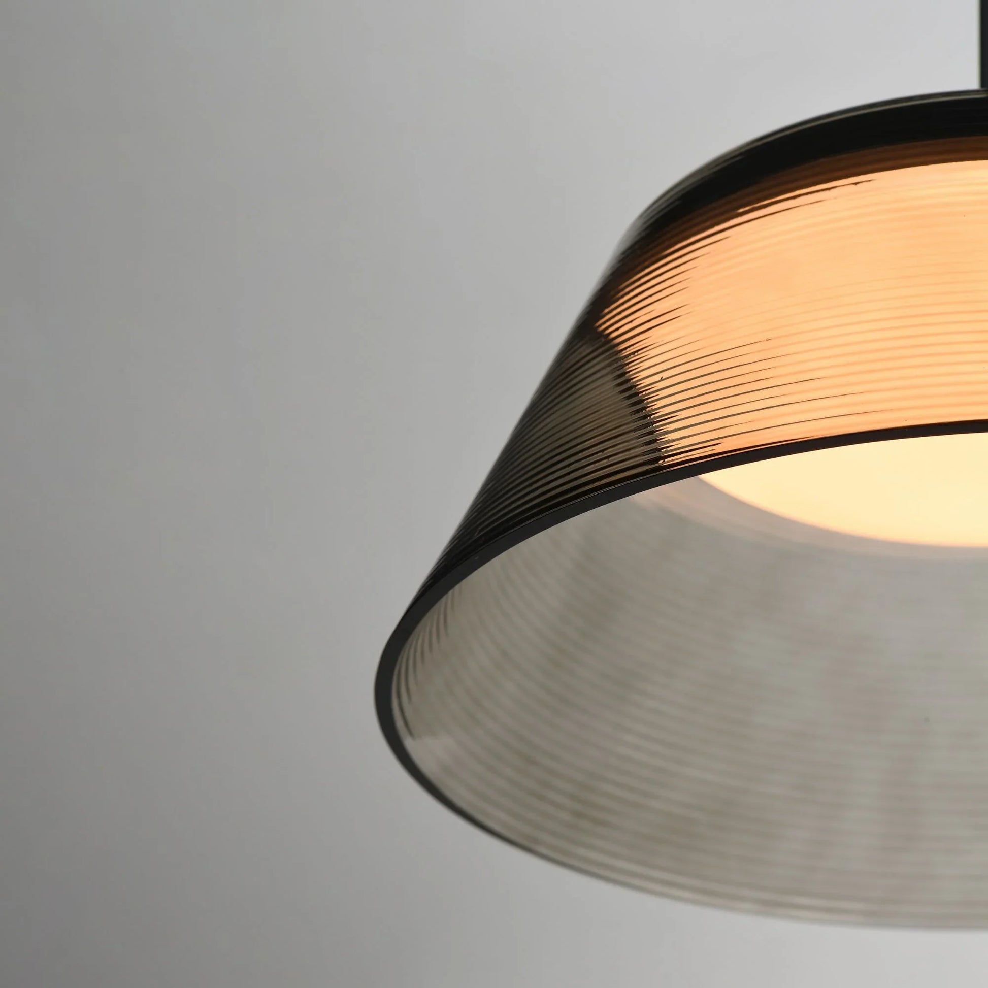 ET2 Lighting - Jensen 18" LED Pendant, Black Finish with Smoke Glass | Bees Lighting