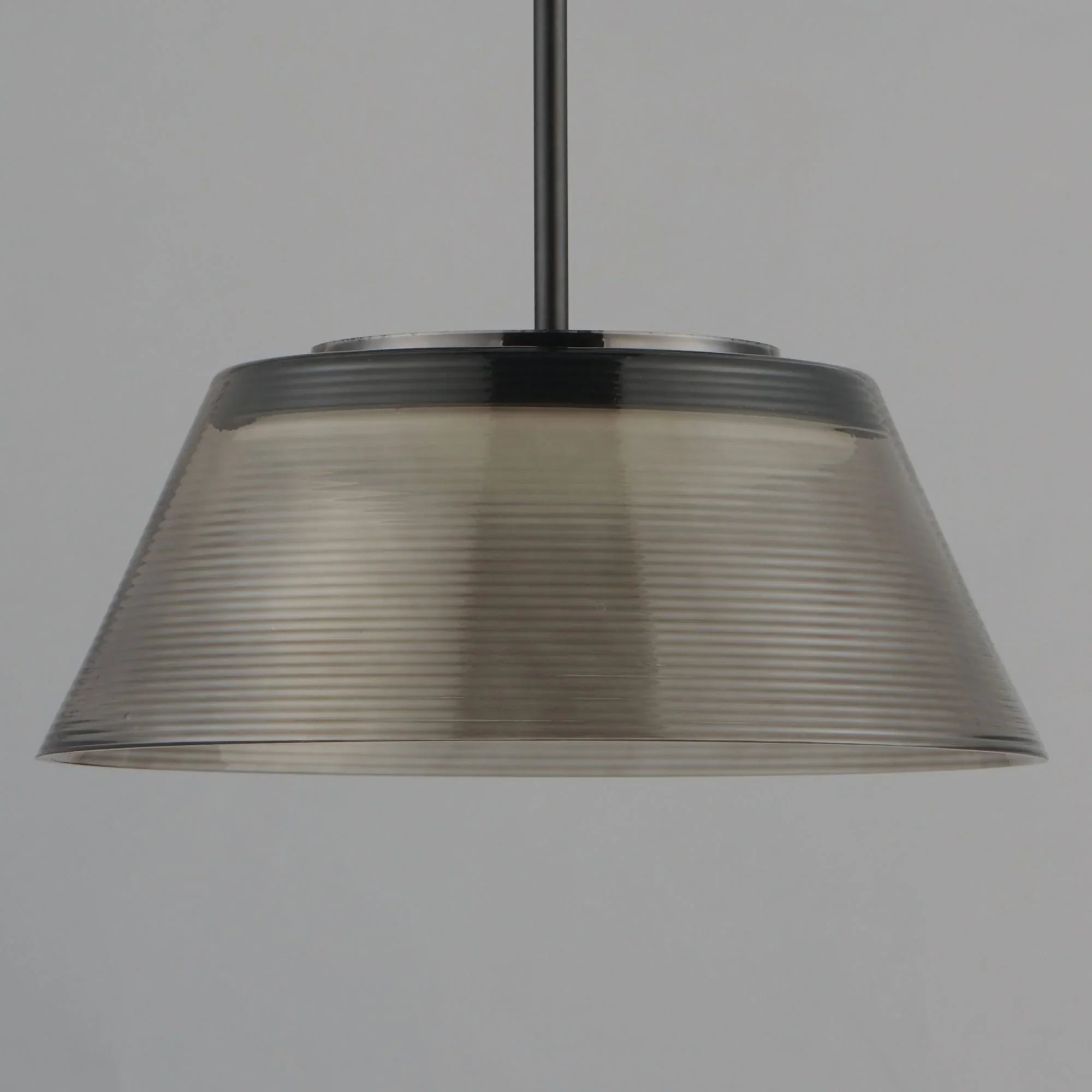 ET2 Lighting - Jensen 18" LED Pendant, Black Finish with Smoke Glass | Bees Lighting