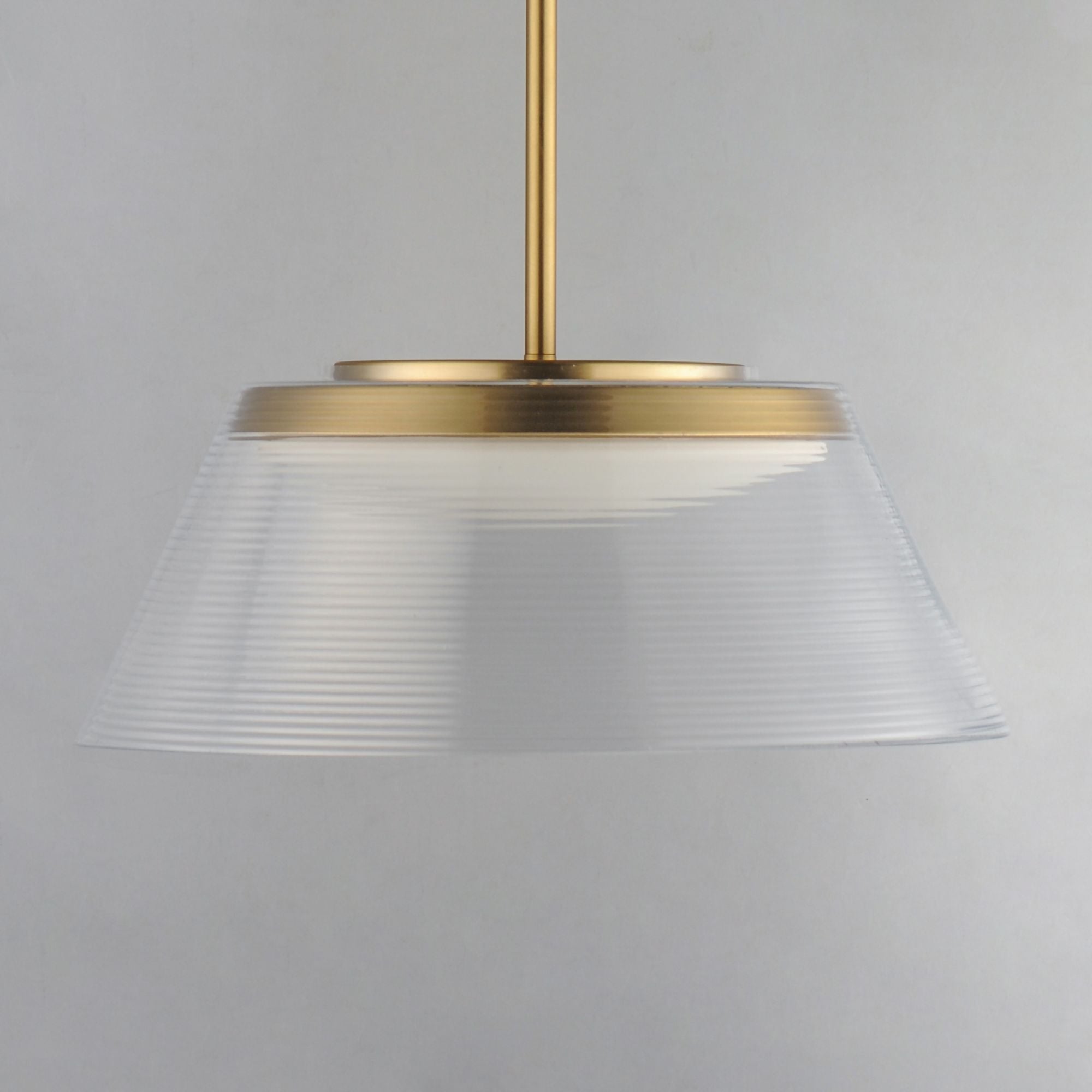 ET2 Lighting - Jensen 18" LED Pendant, Satin Brass Finish with Clear Glass | Bees Lighting