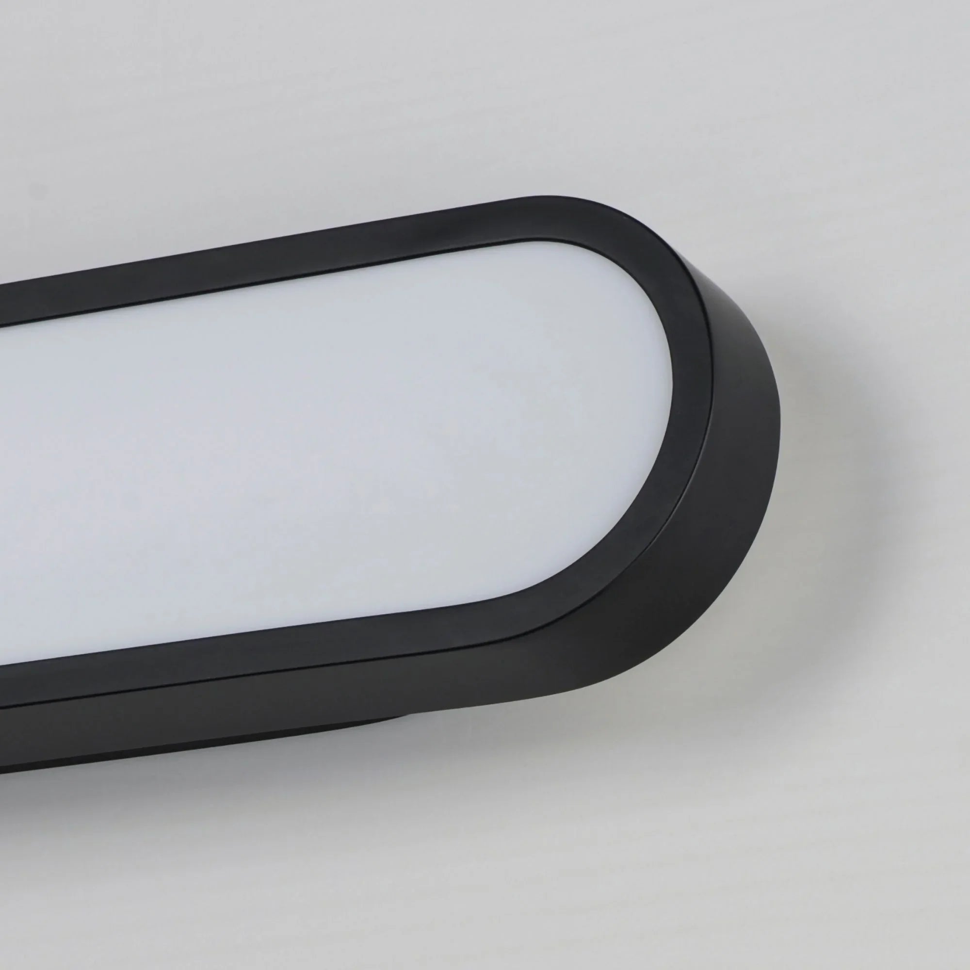 ET2 Lighting - Latitude 18" LED Bath Vanity, Black Finish | Bees Lighting