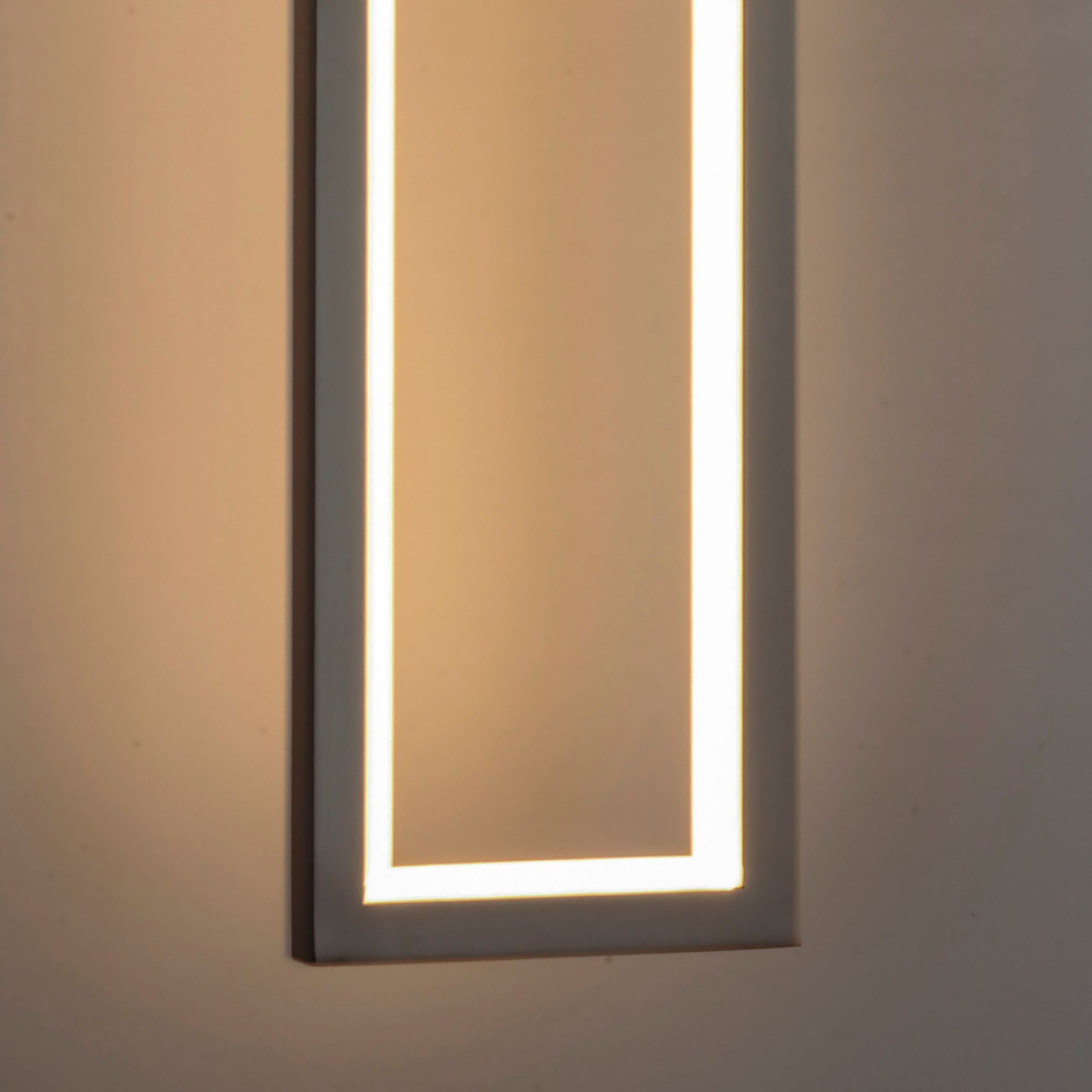 ET2 Lighting - Link 20" LED Wall Sconce, Satin Nickel Finish | Bees Lighting