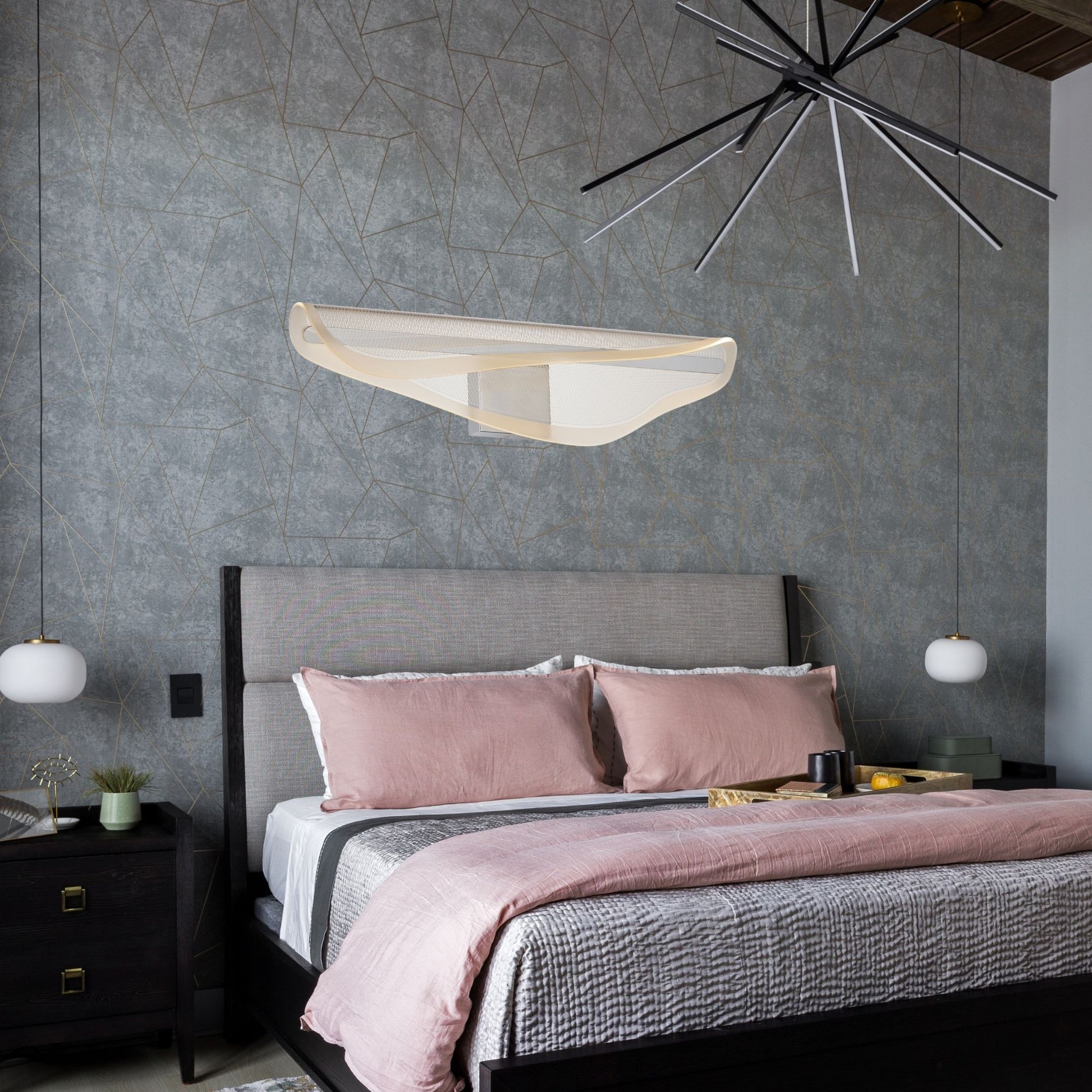 ET2 Lighting - Manta 30" LED Bath Vanity,Polished Chrome Finish | Bees Lighting