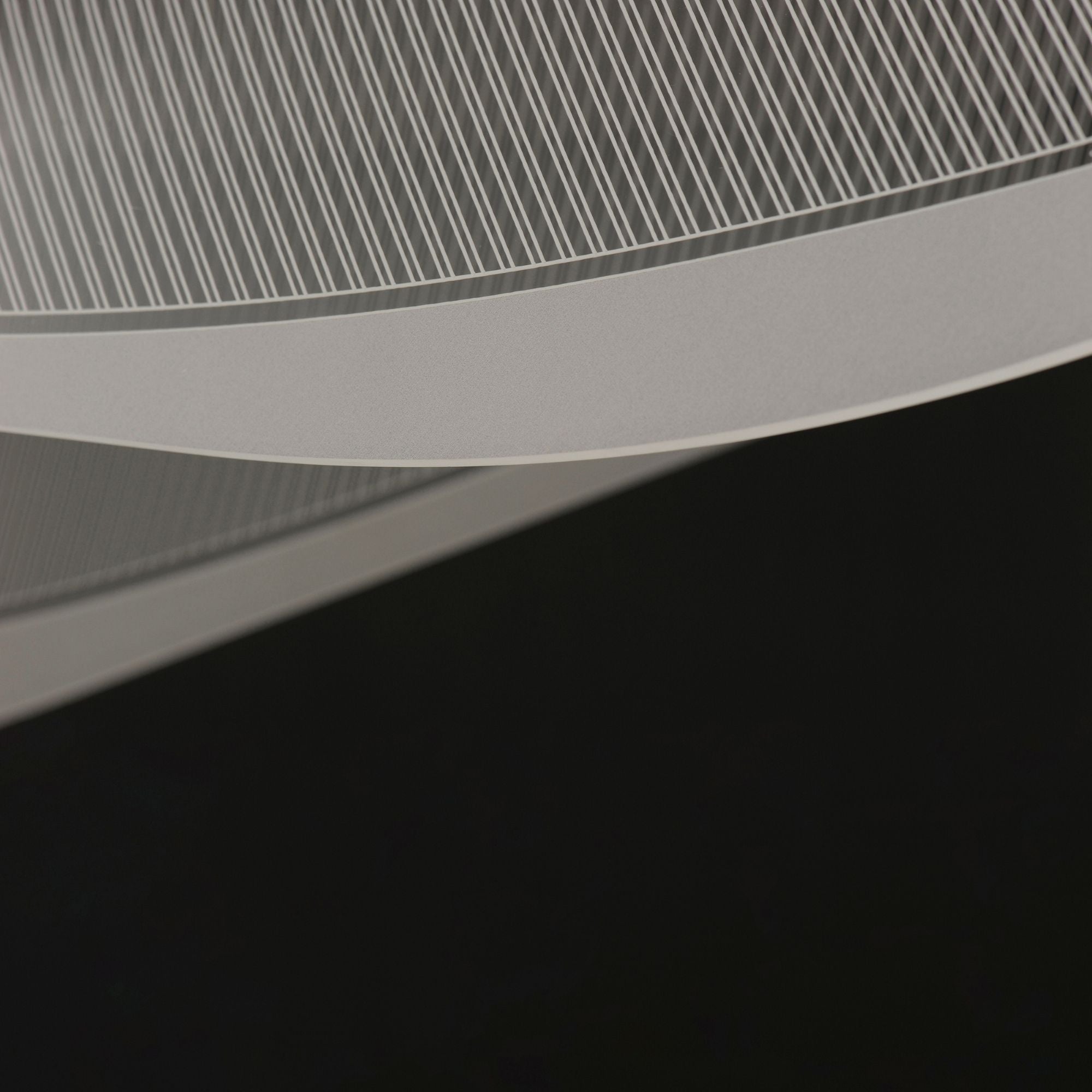 ET2 Lighting - Manta 47" LED Linear Pendant, Black Finish | Bees Lighting