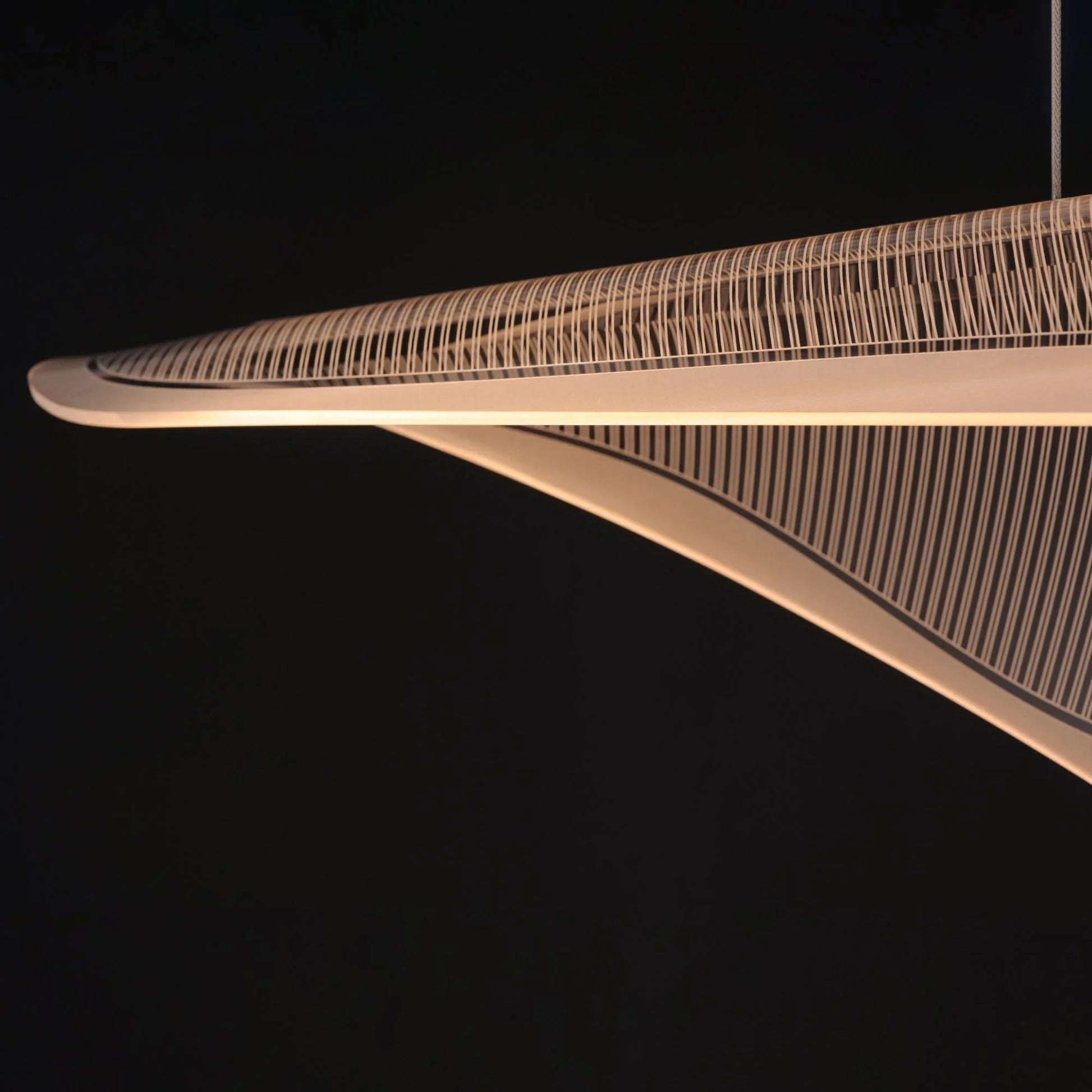 ET2 Lighting - Manta 47" LED Linear Pendant, Polished Chrome Finish | Bees Lighting