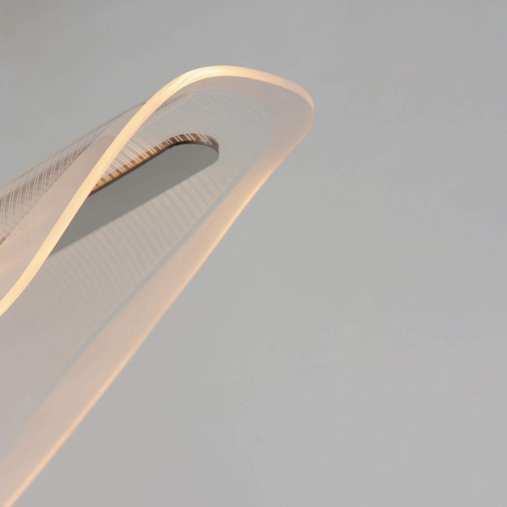 ET2 Lighting - Manta 47" LED Linear Pendant, Polished Chrome Finish | Bees Lighting