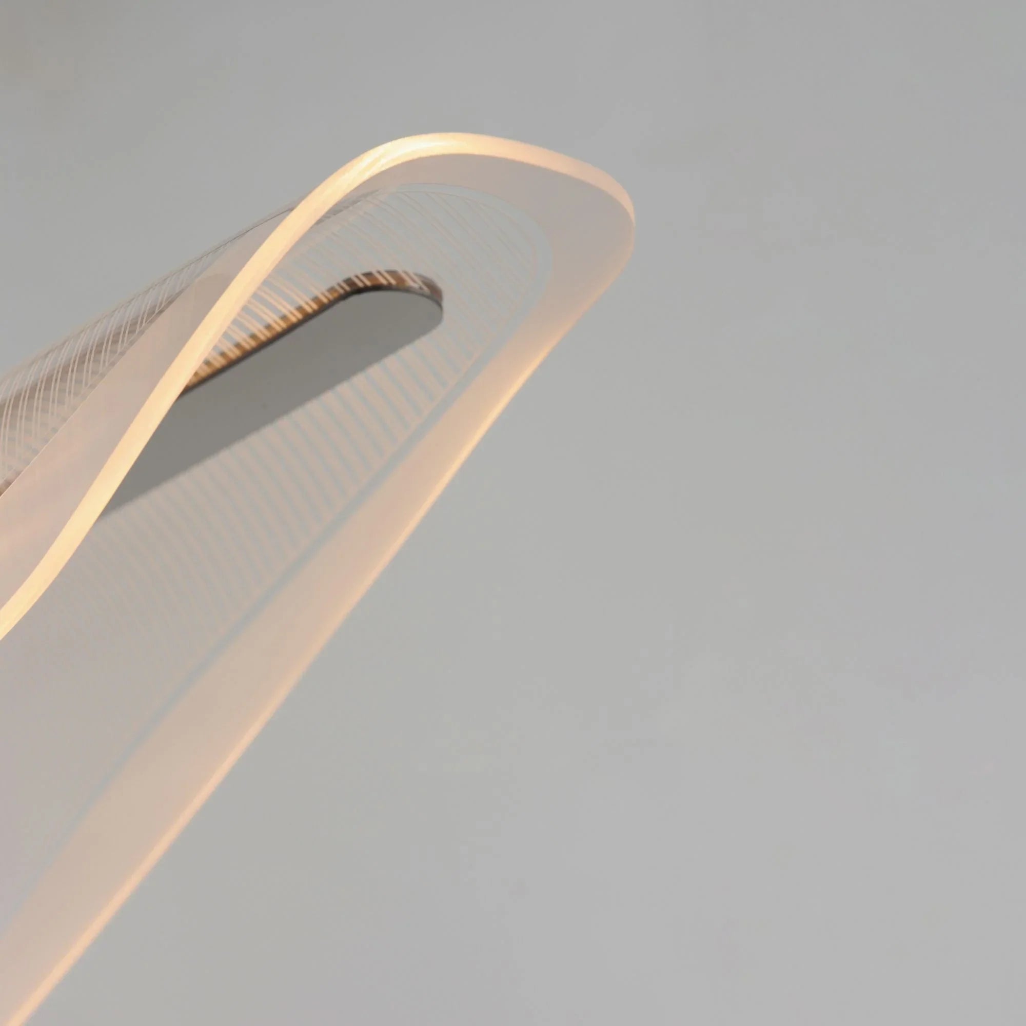 ET2 Lighting - Manta 47" LED Linear Pendant, Polished Chrome Finish | Bees Lighting