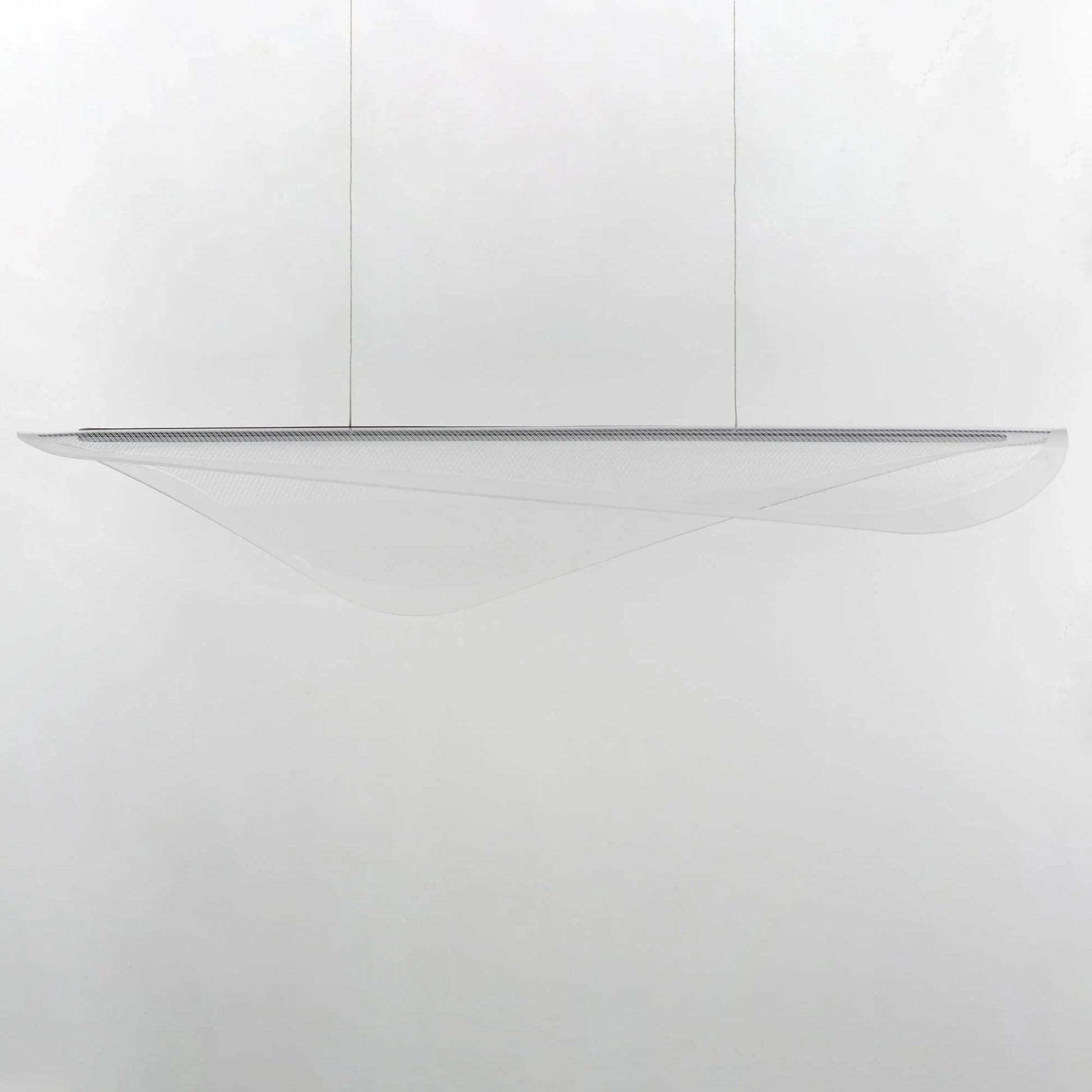 ET2 Lighting - Manta 47" LED Linear Pendant, Polished Chrome Finish | Bees Lighting
