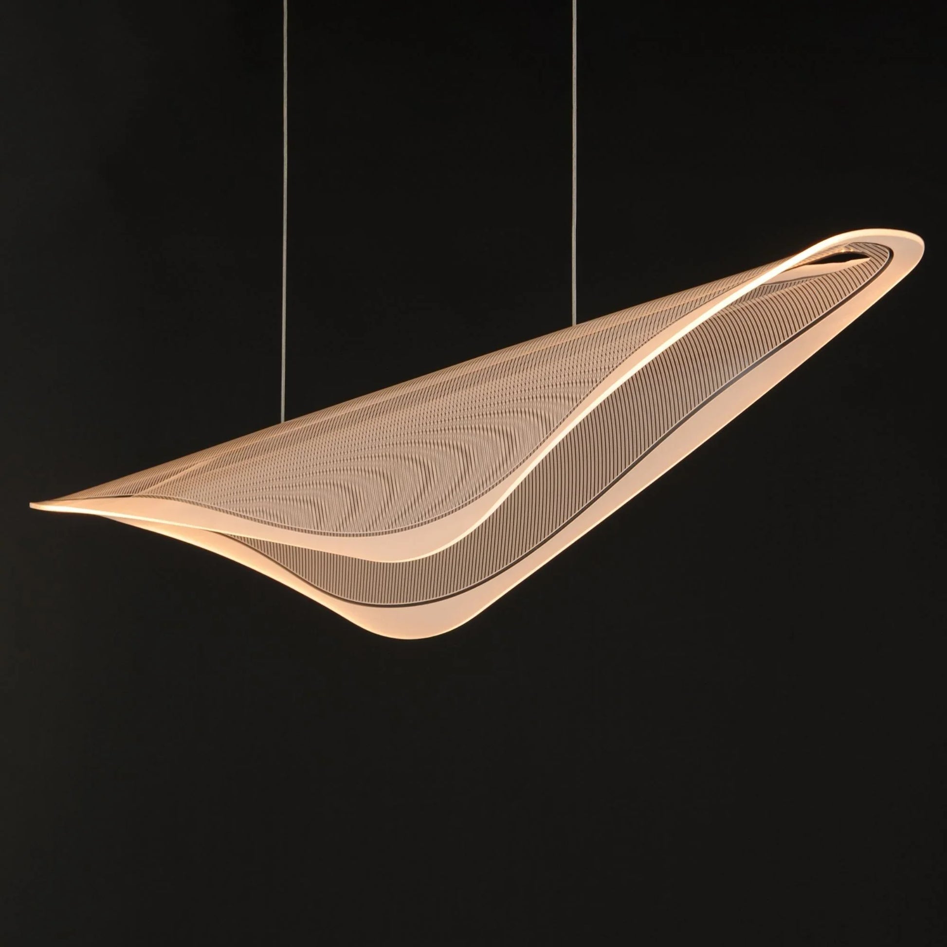 ET2 Lighting - Manta 59" LED Linear Pendant, Polished Chrome Finish | Bees Lighting