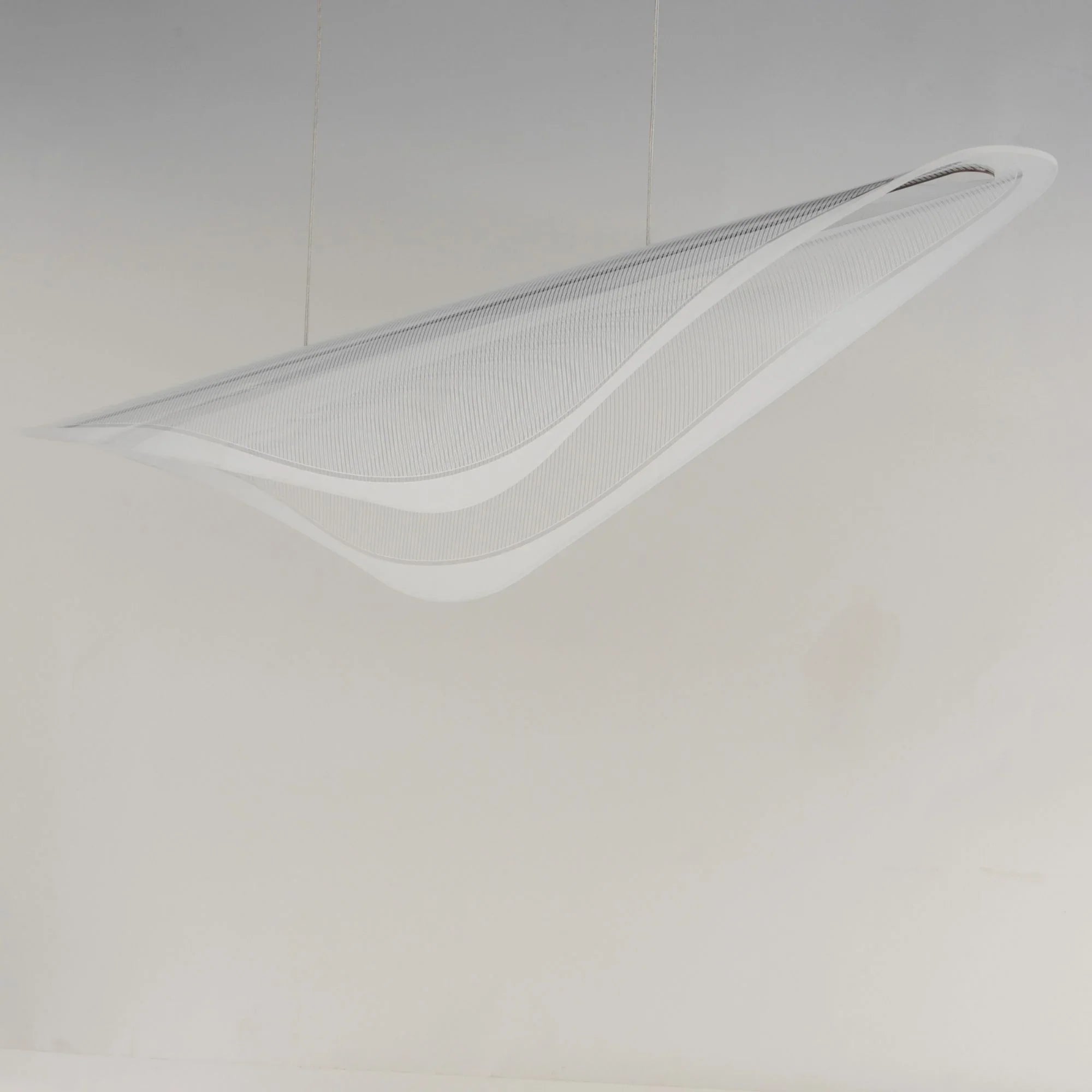 ET2 Lighting - Manta 59" LED Linear Pendant, Polished Chrome Finish | Bees Lighting