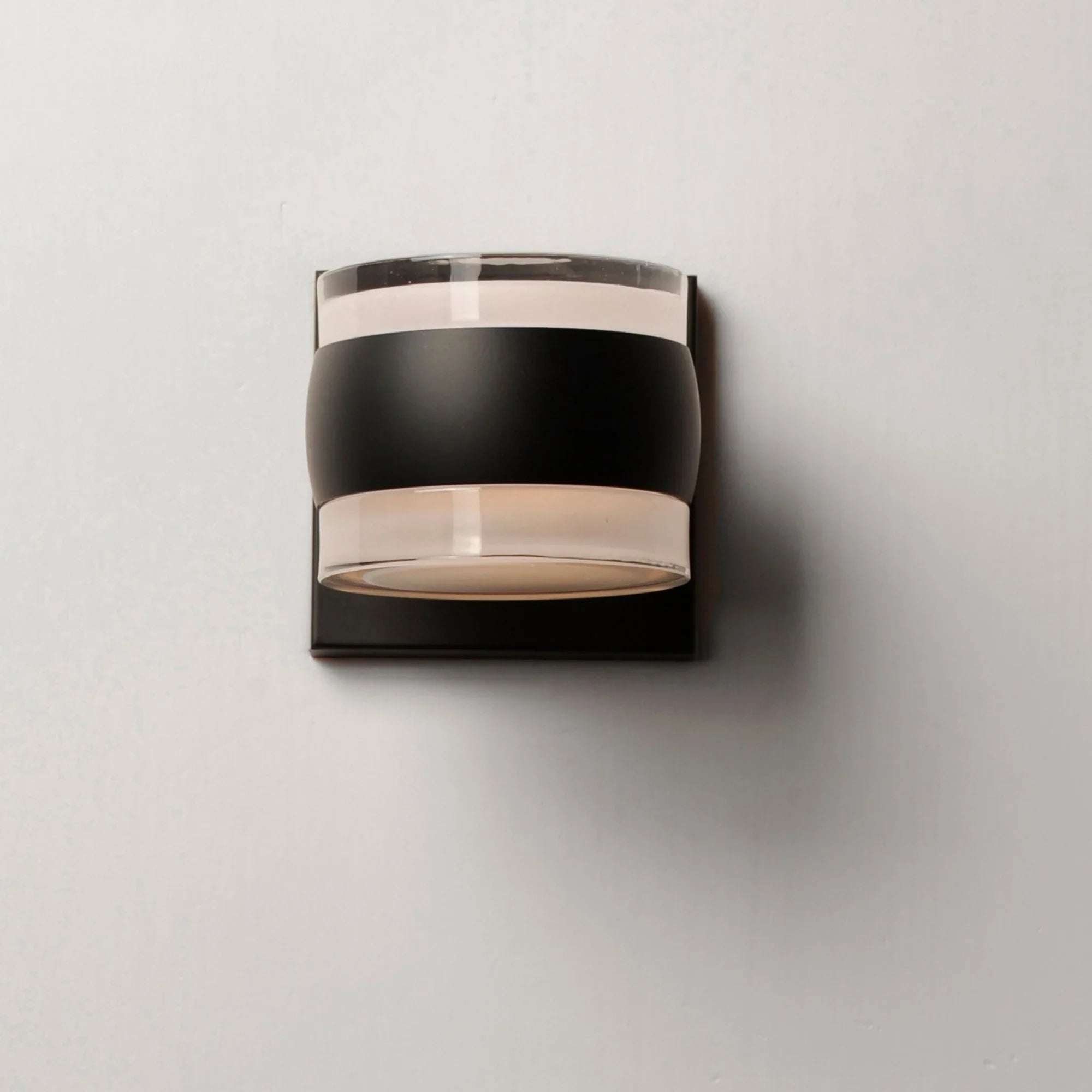 ET2 Lighting - Modular 5" Can 2-Light LED Outdoor Wall Sconce, Black Finish | Bees Lighting