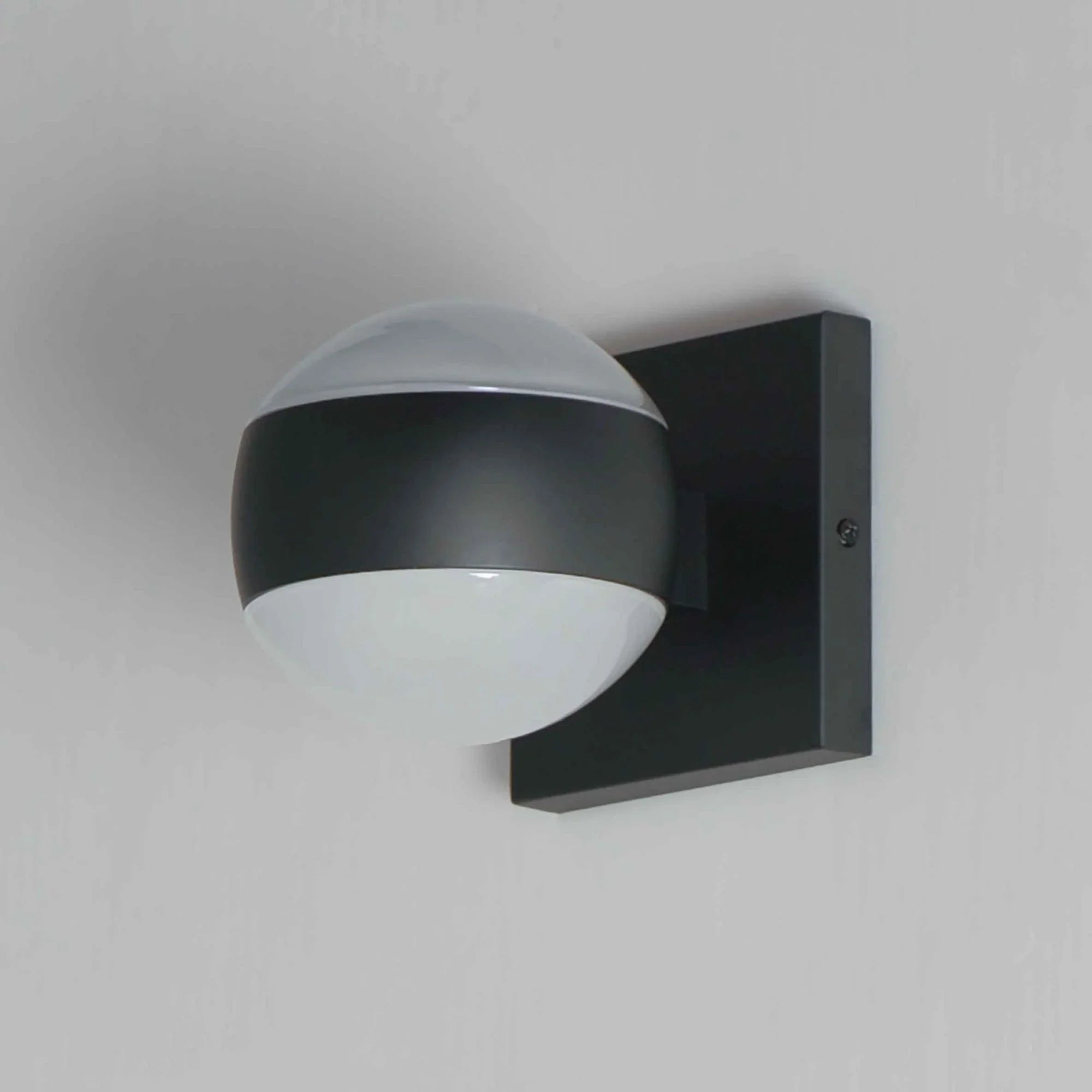 ET2 Lighting - Modular 5" Globe 2-Light LED Outdoor Wall Sconce, Black Finish | Bees Lighting