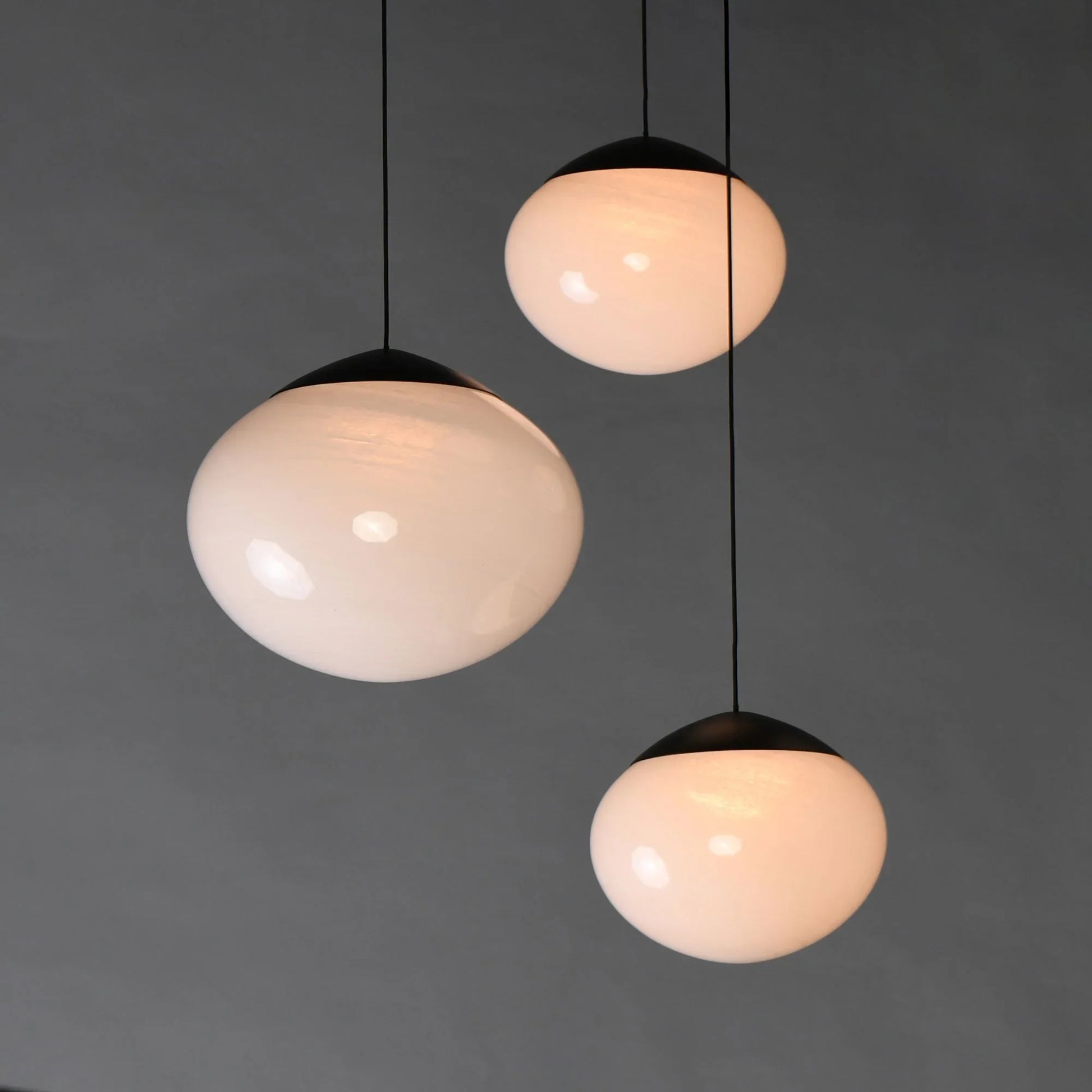 ET2 Lighting - Nimbus 21" 3-Light LED Pendant, Black Finish | Bees Lighting