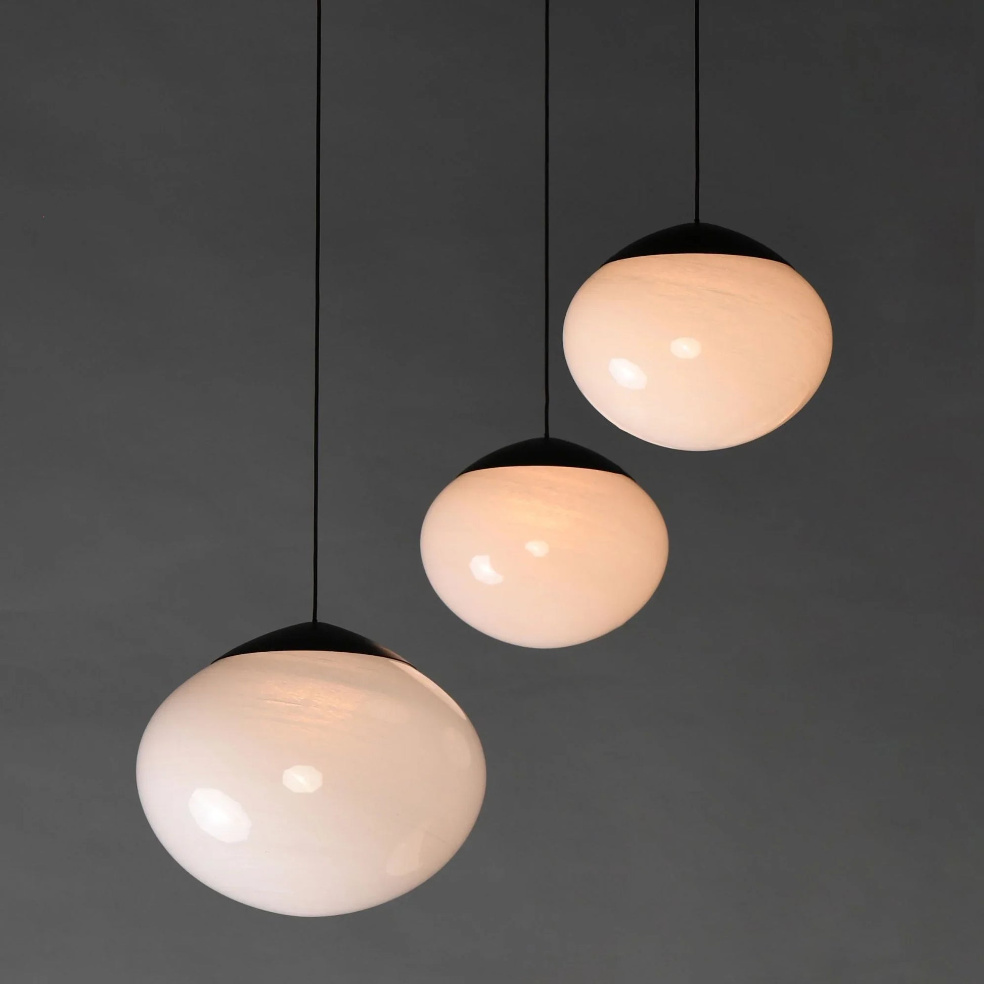 ET2 Lighting - Nimbus 21" 3-Light LED Pendant, Black Finish | Bees Lighting