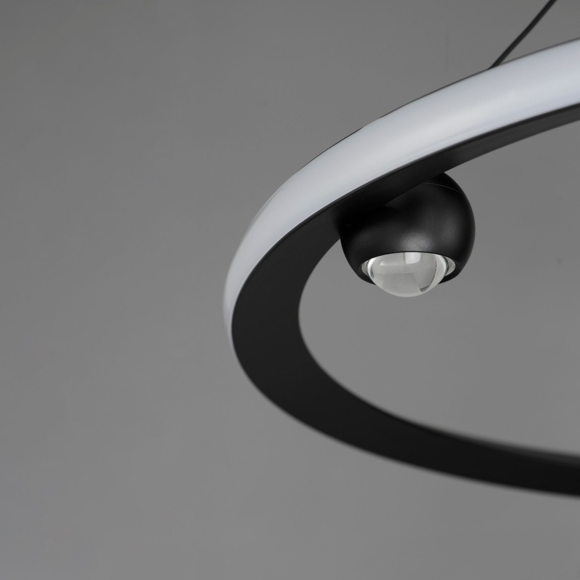 Nodes 32" LED Pendant, Black Finish