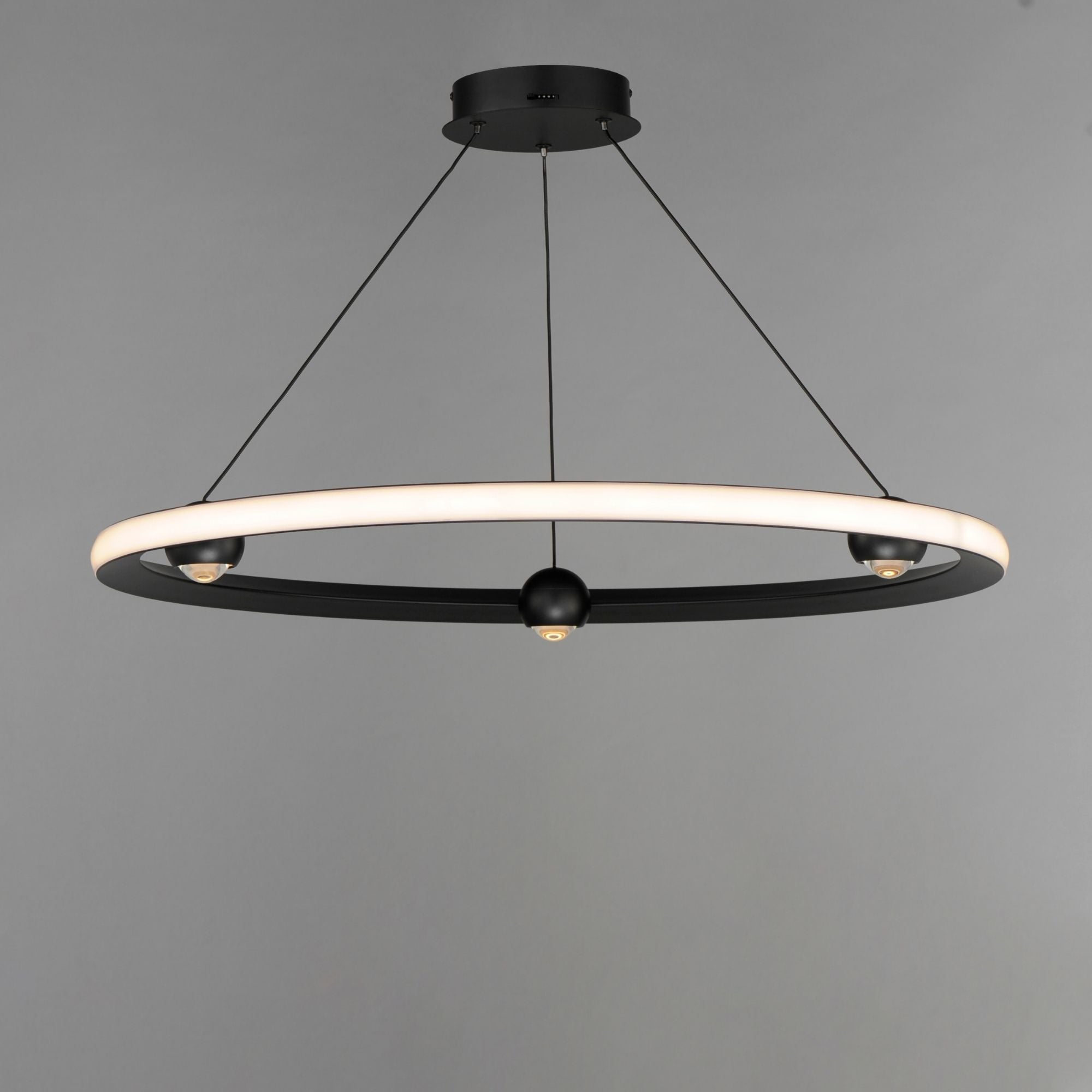 Nodes 32" LED Pendant, Black Finish