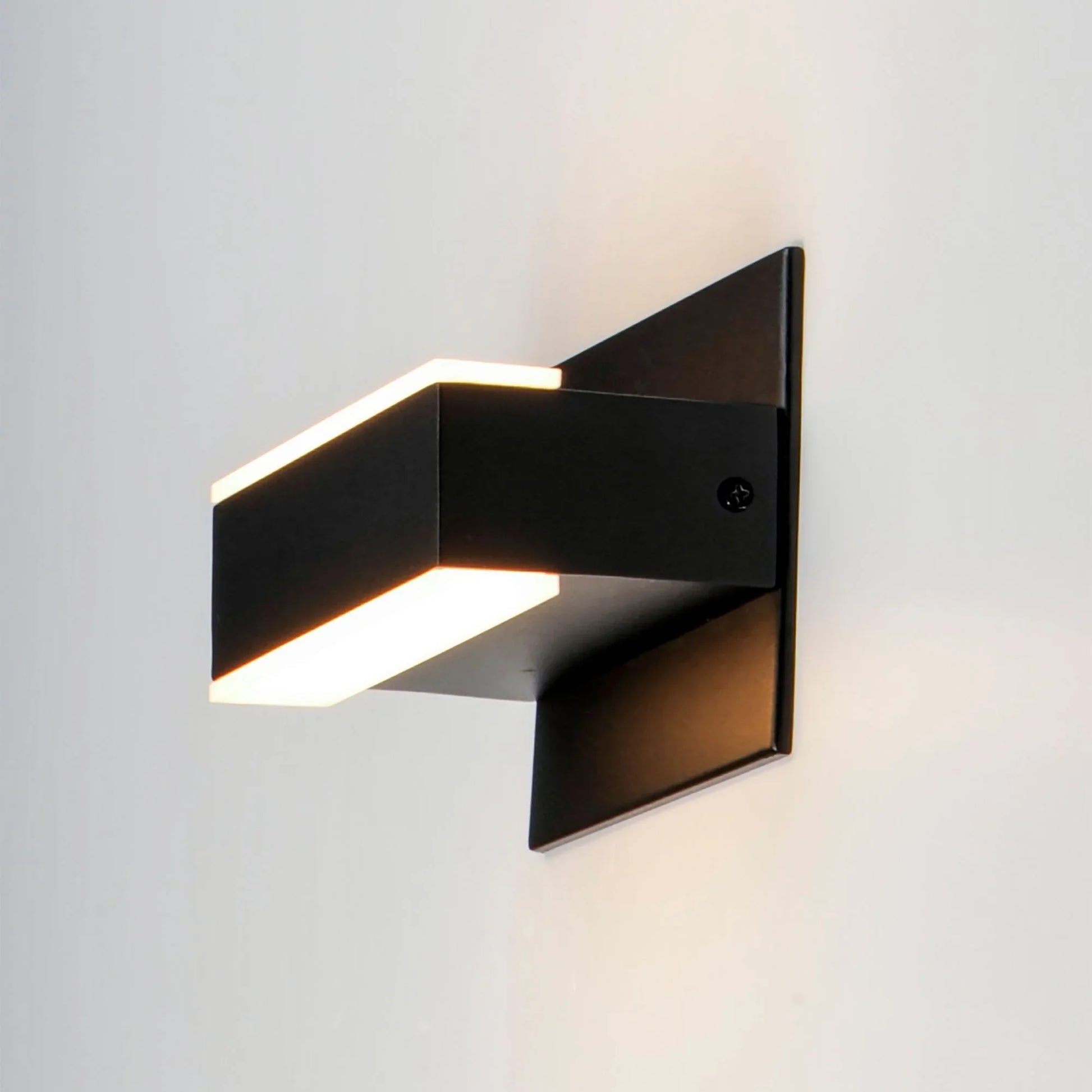 ET2 Lighting - Omni 7" LED Wall Sconce, Black Finish | Bees Lighting