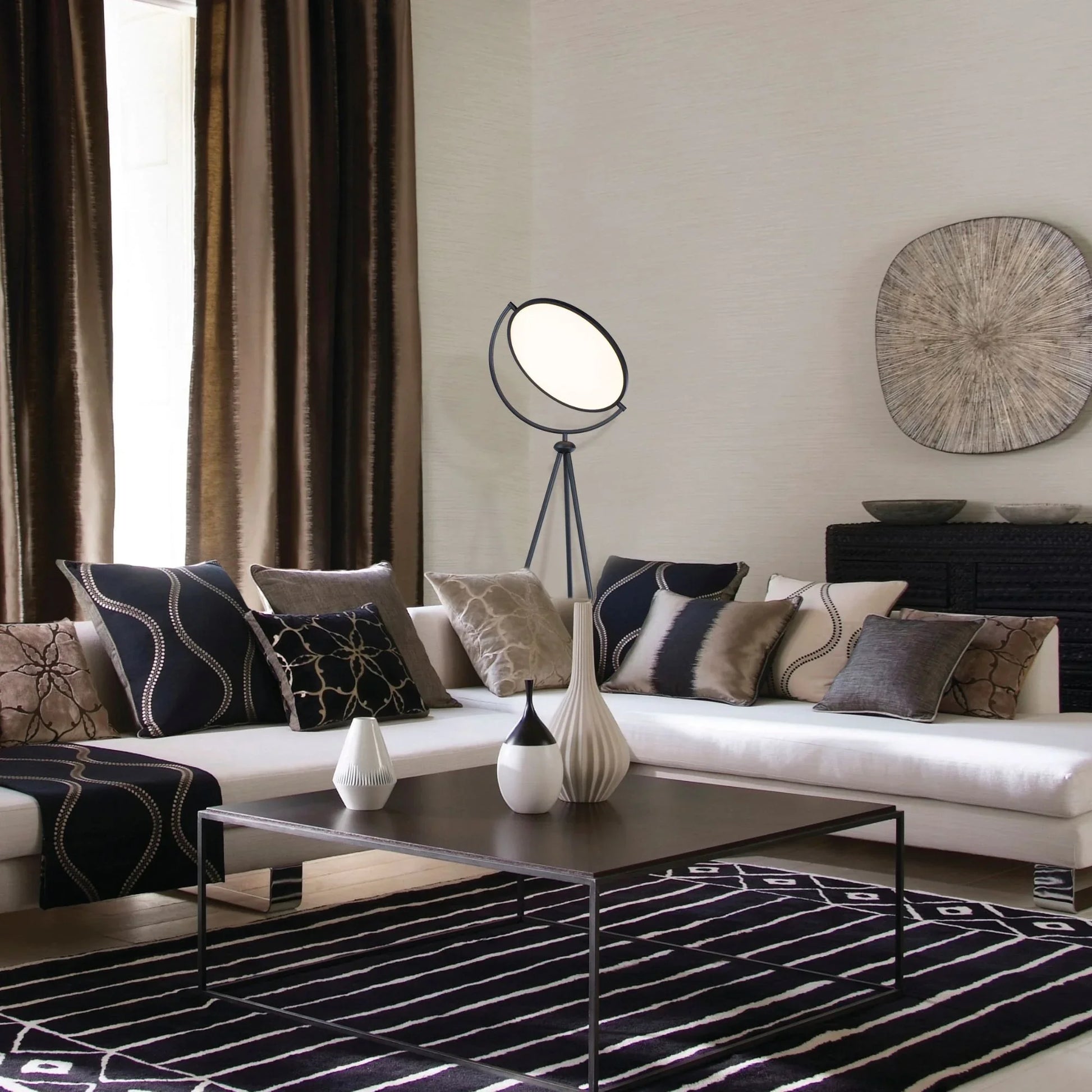 ET2 Lighting - Paddle 68" Floor Lamp with Edge-Lit Adjustable Disc, Black Finish | Bees Lighting