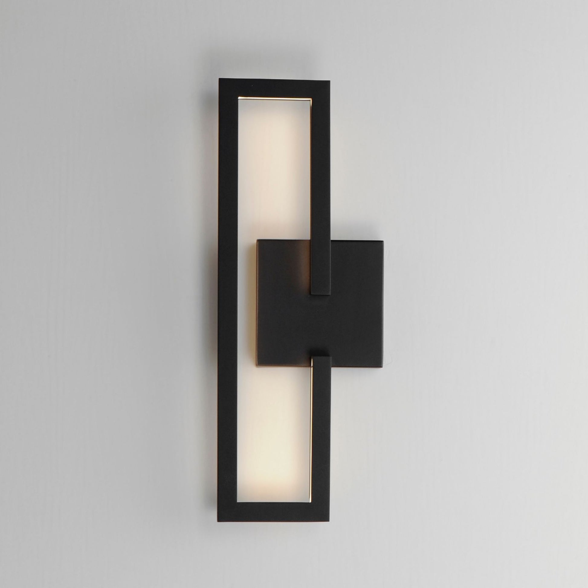 ET2 Lighting - Penrose 18" LED Wall Sconce, 120-277V, Black Finish | Bees Lighting