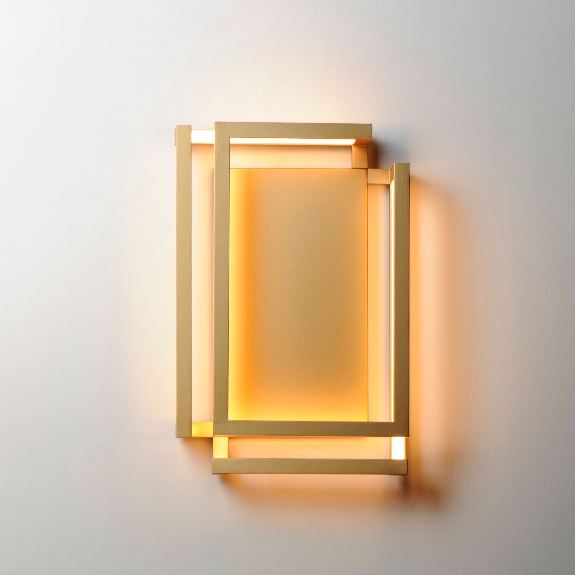 Penrose 18" LED Wall Sconce, Gold Finish